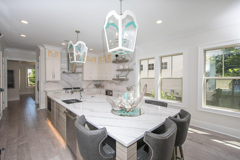 KELLY PLANTATION - Residential