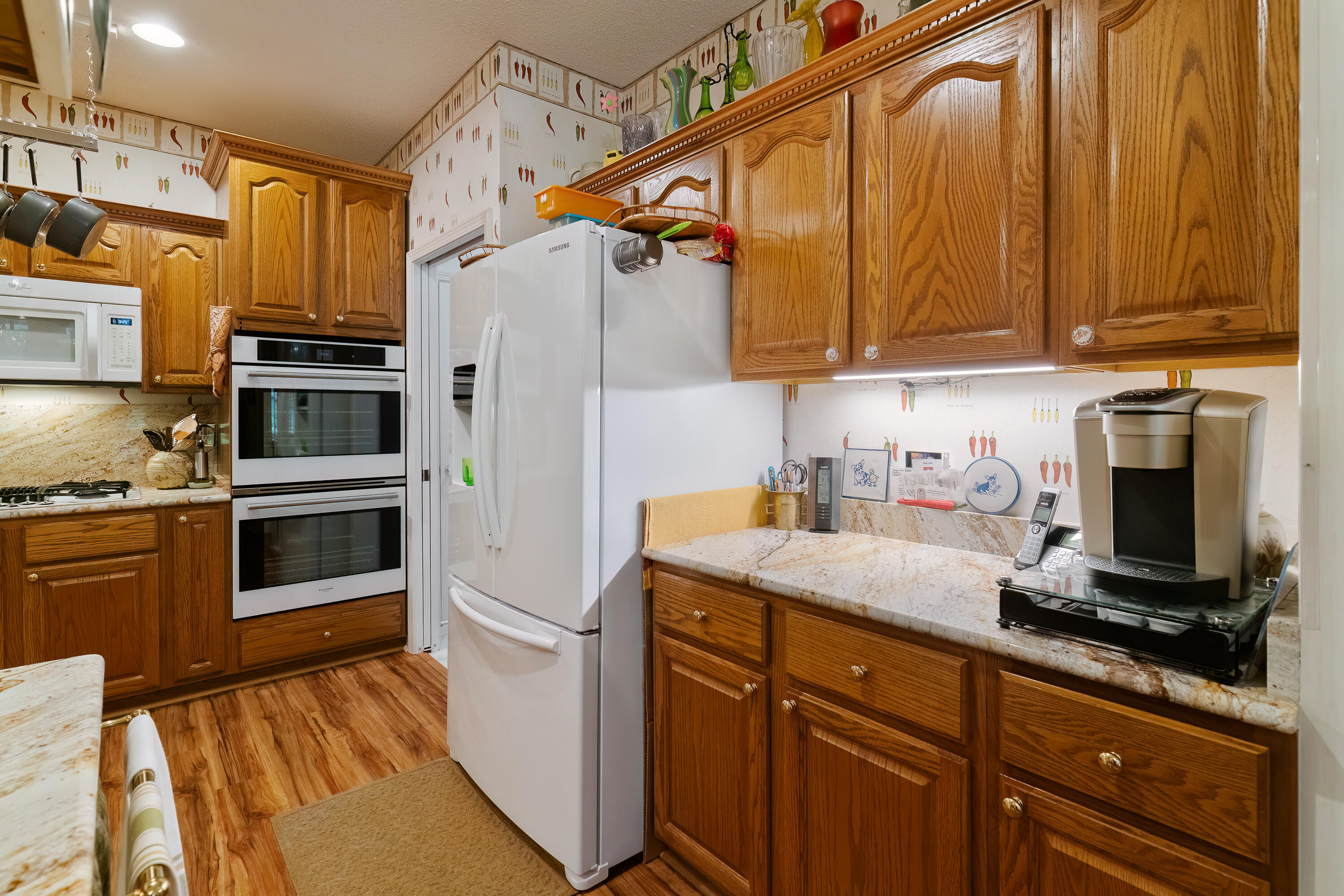 LAKESIDE EAST - Residential