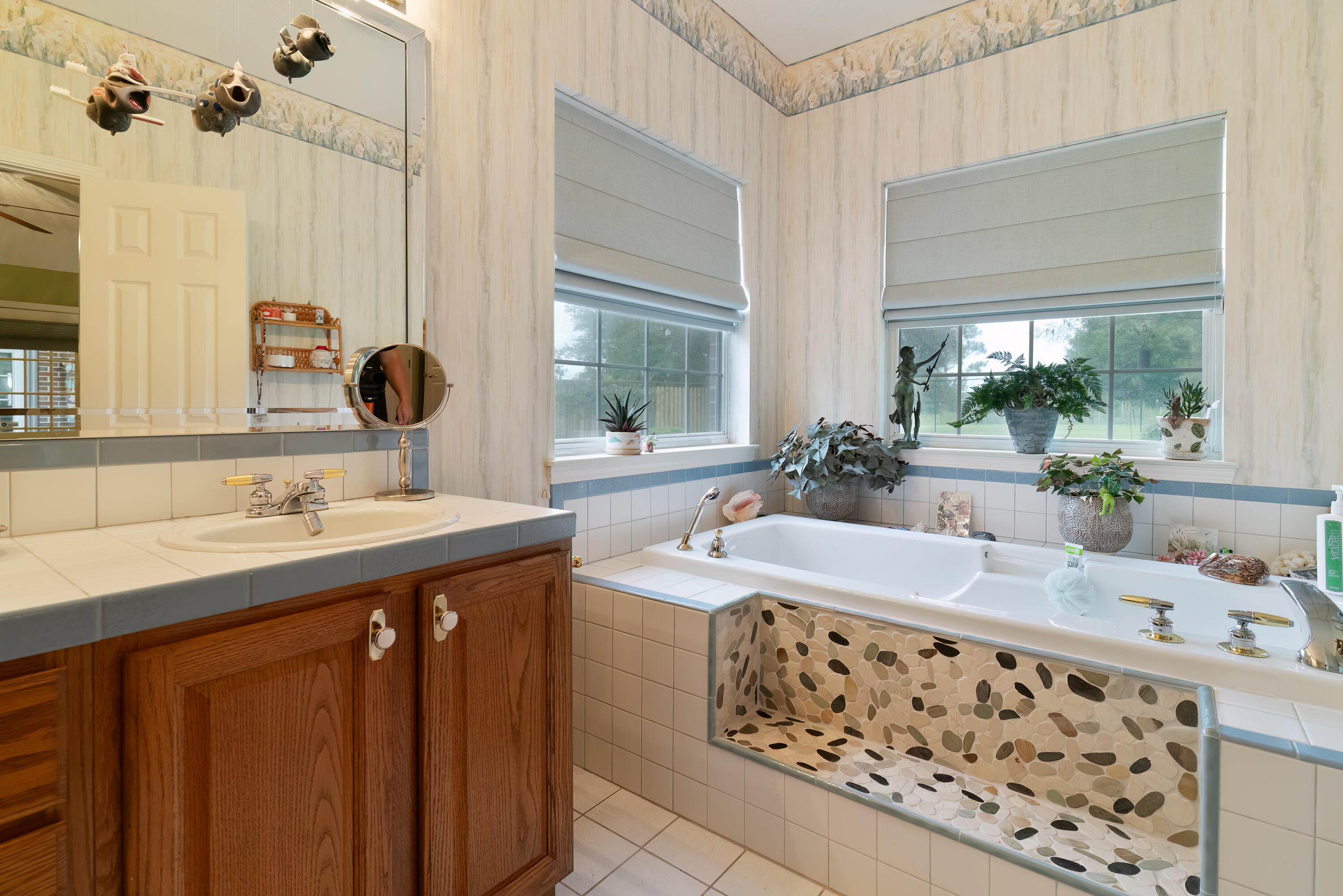 LAKESIDE EAST - Residential