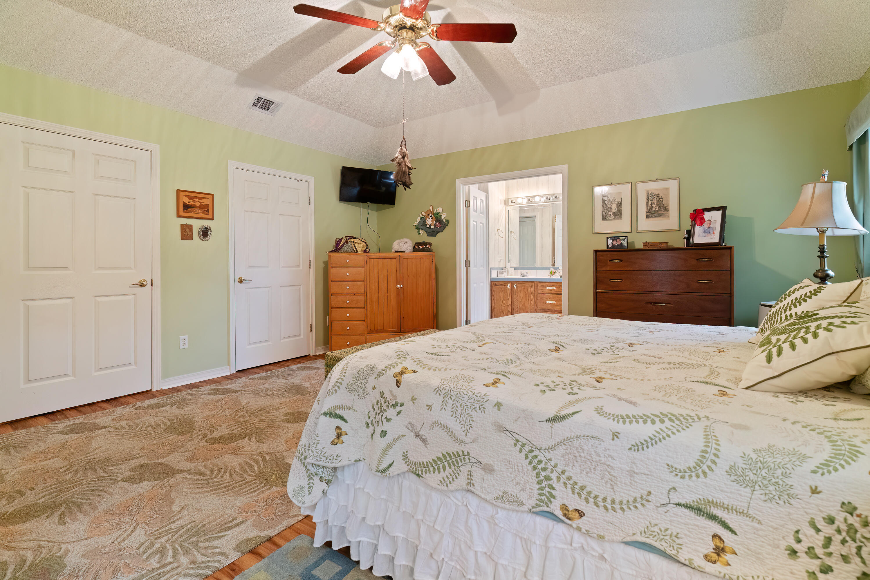 LAKESIDE EAST - Residential