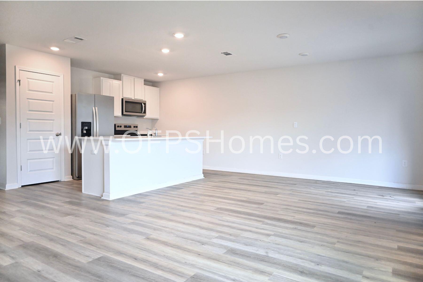 SHOAL RIVER LANDING PHASE 3A - Residential Lease