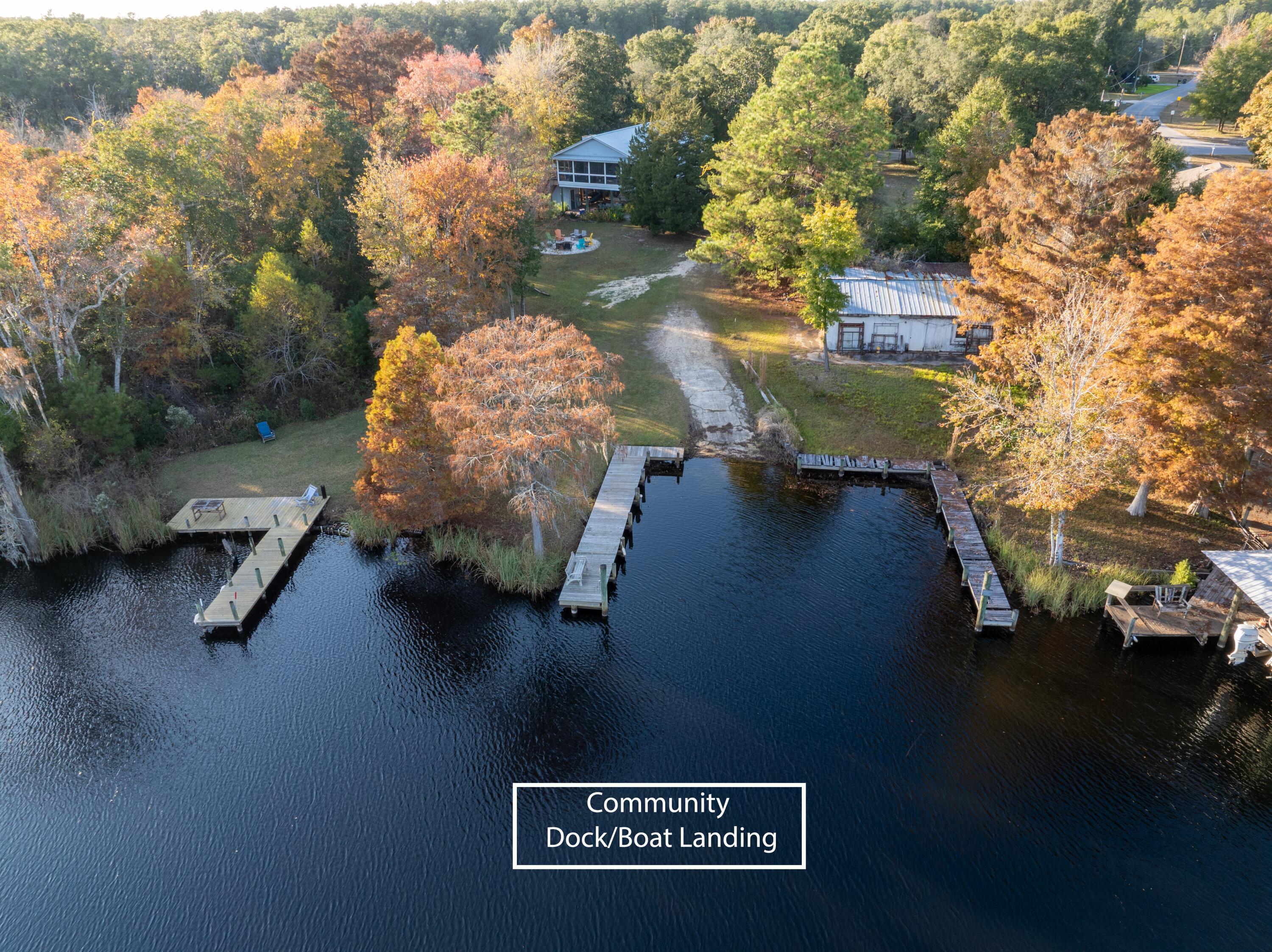 HAPPY HOLLOW - Residential