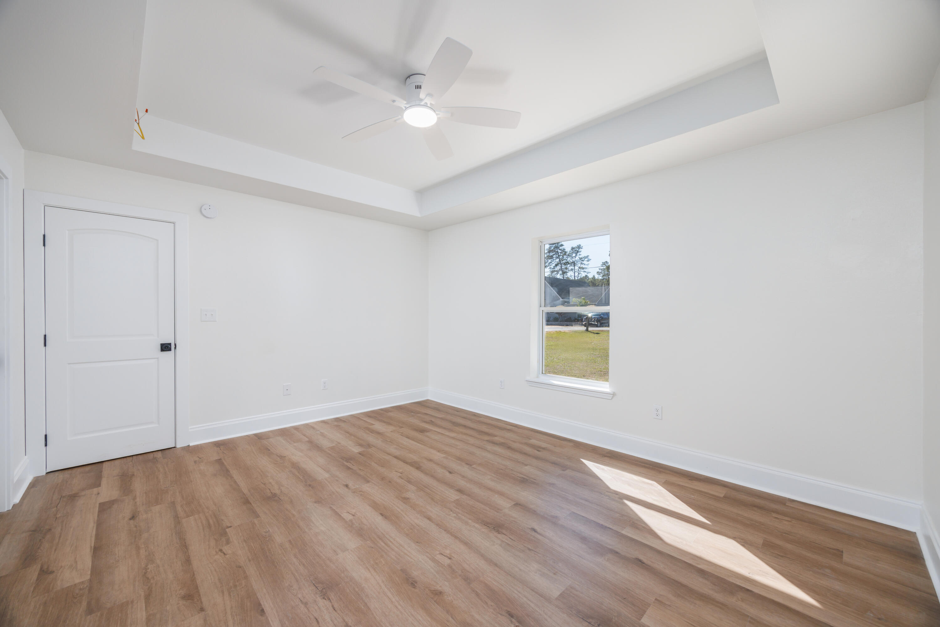 HAPPY HOLLOW - Residential