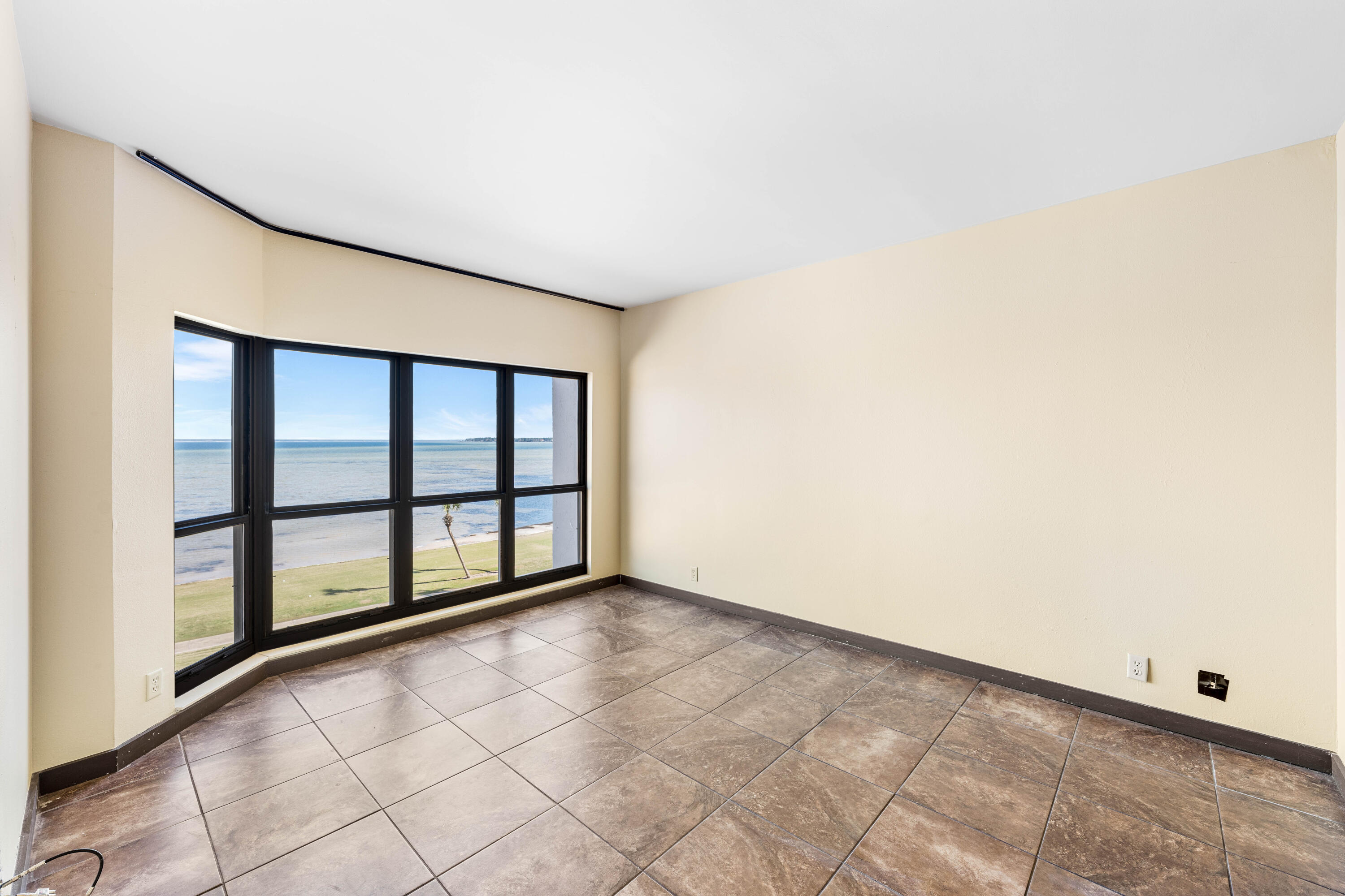 PLAYERS CLUB AT SAN DESTIN - Residential