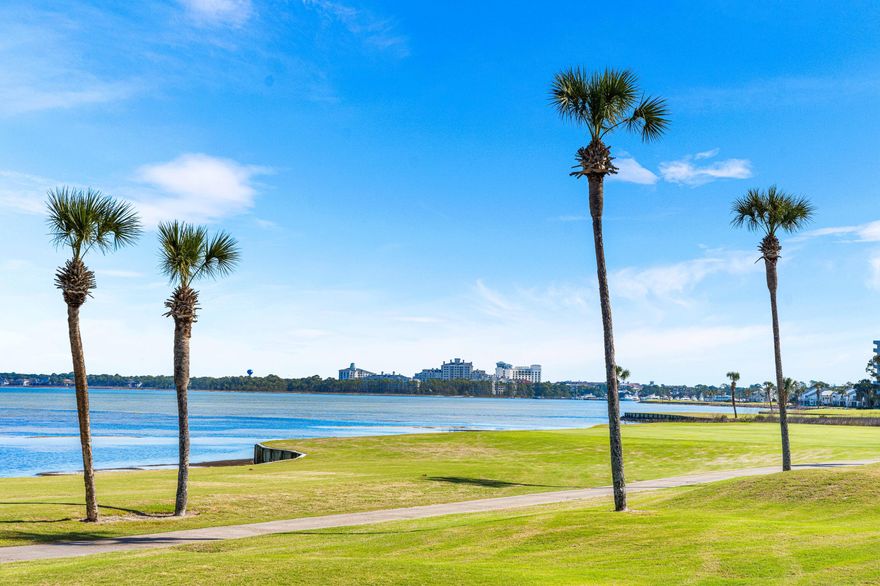 MAGNIFICENT VIEW OF THE BAY WHILE OVERLOOKING THE 9TH TEE BOX & FAIRWAY OF THE  LINKS GOLF COURSE.DISCOVER THIS BEAUTIFULLY APPOINTED FOURTH-FLOOR UNIT THAT BOASTS A UNIQUE DECORATOR-INFLUENCED ECLECTIC KITCHIN,PERFECT FOR CULINARY ENTHUSIASTS AND ENTERTANING GUESTS. THE OPEN LIVING AREA FEATURES BUILT-IN SHELVING AND A COZY FIREPLACE,CREATING AN INVITING ATMOSPHERE FOR RELAXATION. A NEW A/C UNIT WITH DEHUMIDIFIER WAS INSTALLED IN 2024.ALL TILE FLOORING THROUGHOUT,  BOTH BATHROOMS OFFER LUXURIOUS WALK IN SHOWERS.PLAYERS HOA DUES $864.49 MONTHLY, SANDESTIN HOA DUES $472.10 QUARTERLY.NEW BUYERS FEE .5%THIS CONDO ALSO INCLUDES   GARAGE PARKING AND A DEDICATED STORAGE UNIT.SANDESTIN RESORT  OFFERS AN ARRAY OF AMENITIES INCLUDING POOLS, 4 GOLF COURSES, MARINA, TENNIS, RESTAURANTS & SHOPP PLAYERS CLUB HAS RECENTLY (2024) UNDERGONE A 1.7 MILLION RESTORATION .ALL ASSESSMENTS HAVE BEEN PAID.
THE BUILDING IS  IN COMPLIANCE WITH THE 2024 SIRS.REPORT.
