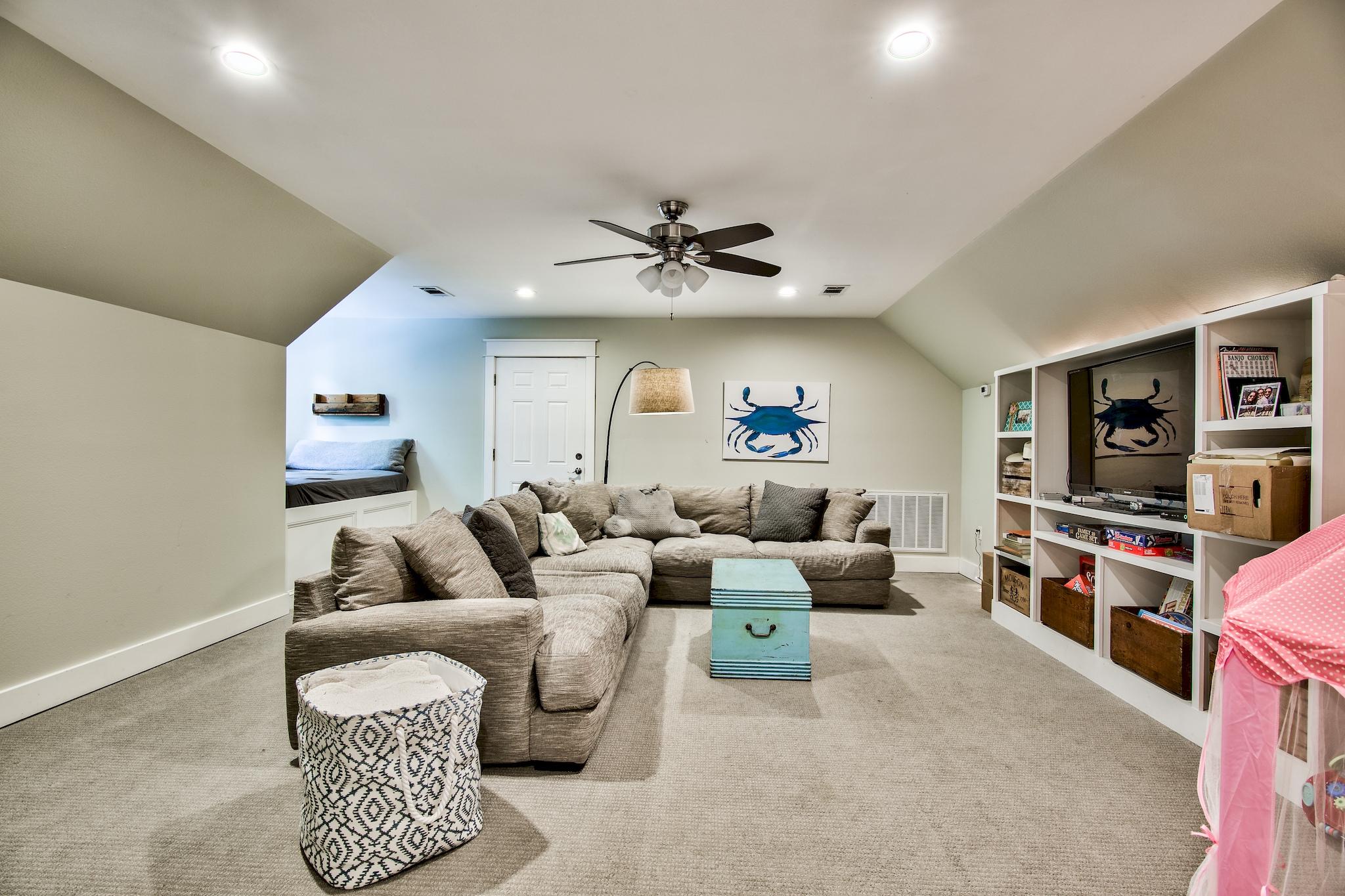 FISCHERS LANDING - Residential