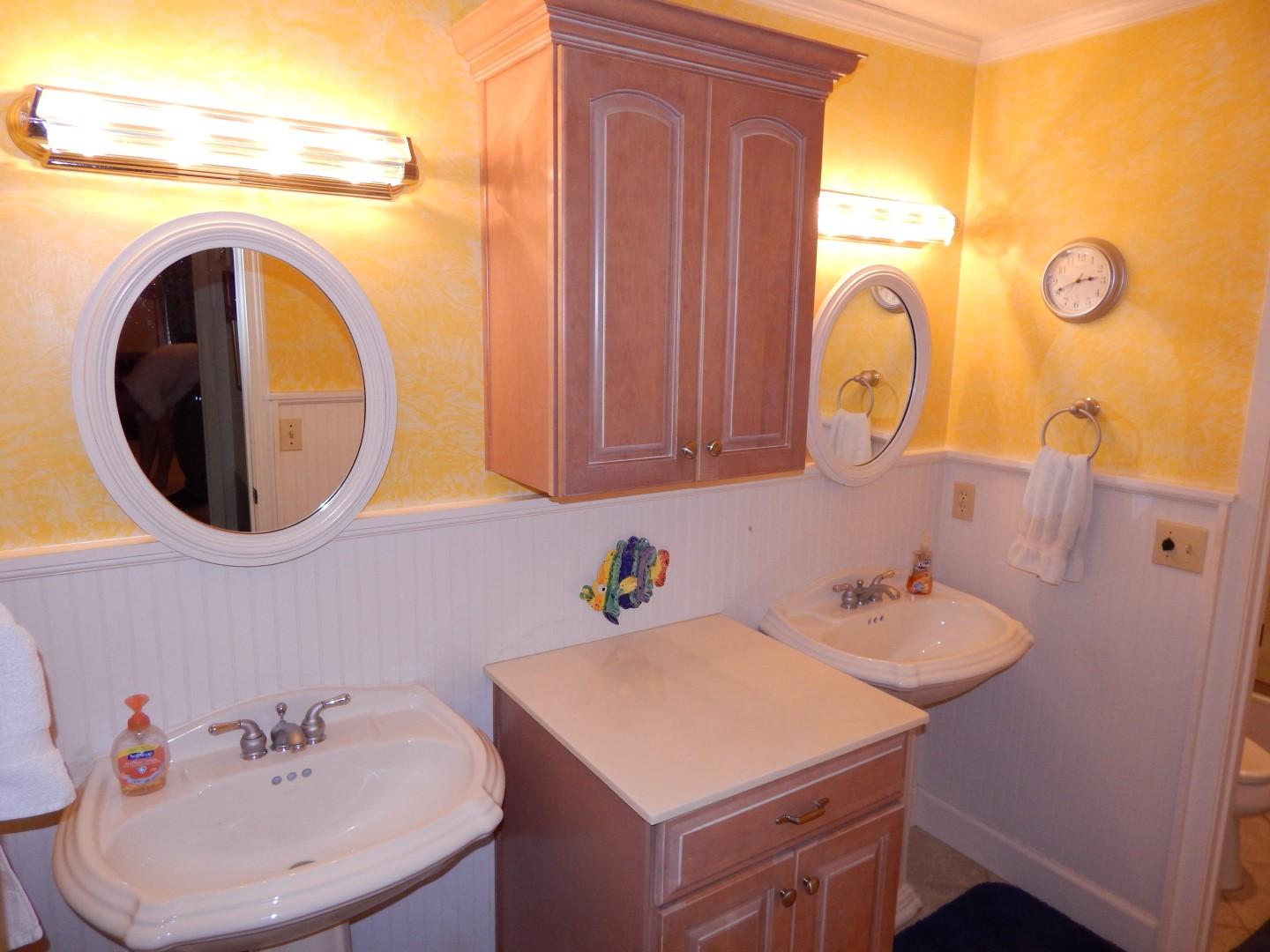 ELLIOTTS POINT 7TH ADDN - Residential