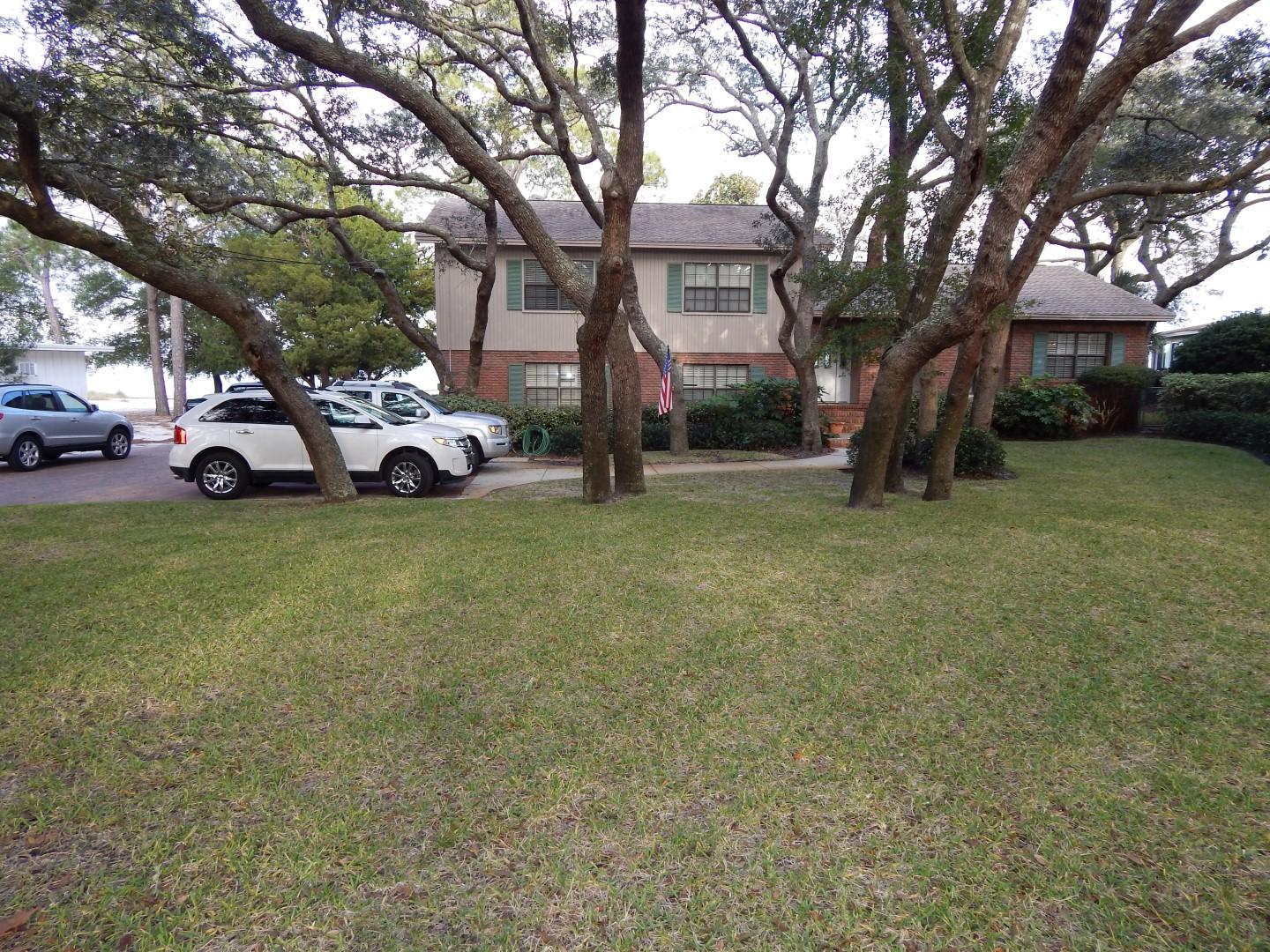 ELLIOTTS POINT 7TH ADDN - Residential