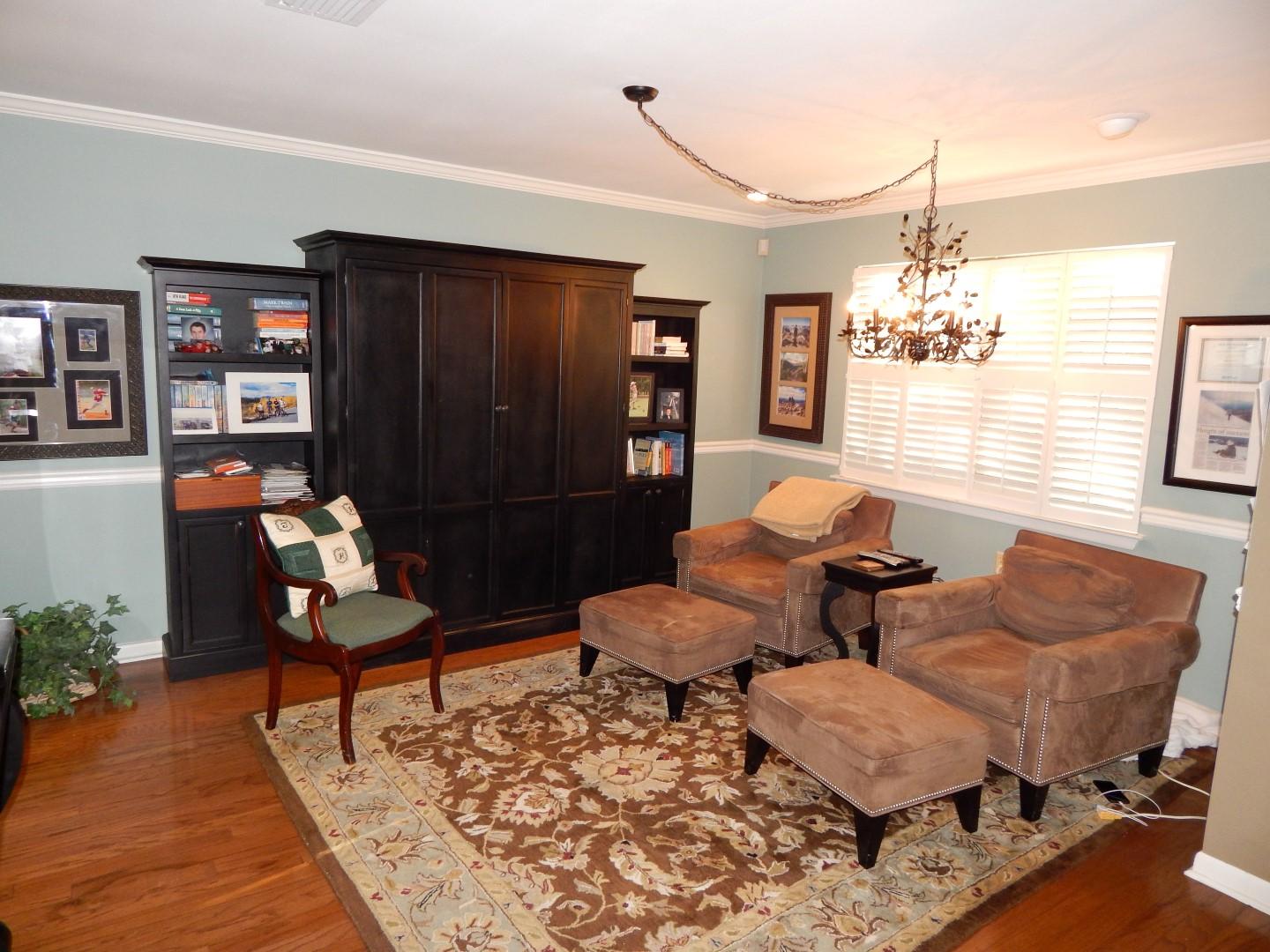 ELLIOTTS POINT 7TH ADDN - Residential