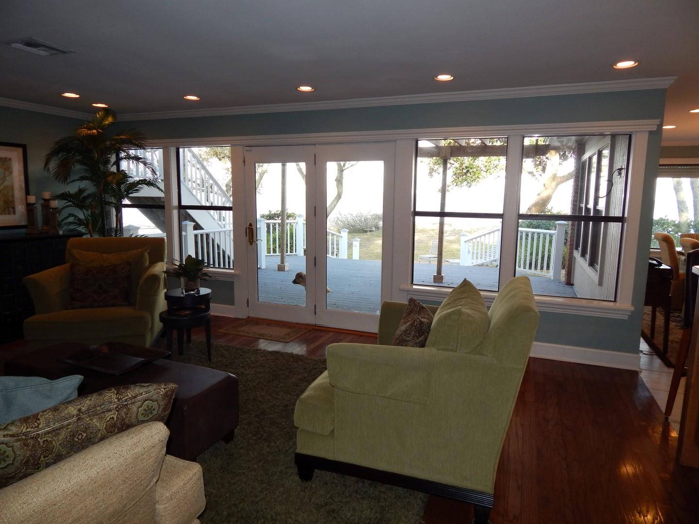 ELLIOTTS POINT 7TH ADDN - Residential