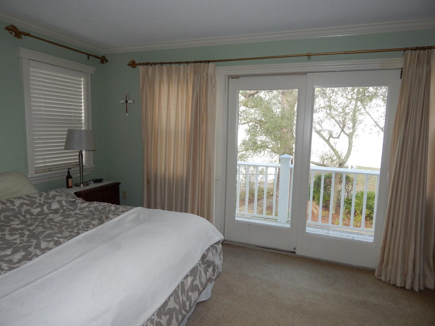 ELLIOTTS POINT 7TH ADDN - Residential