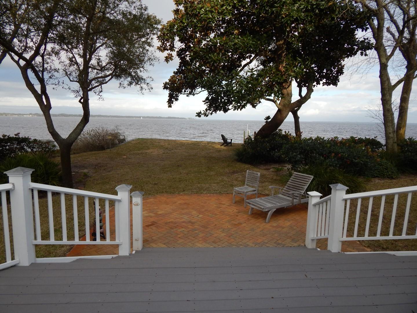 ELLIOTTS POINT 7TH ADDN - Residential