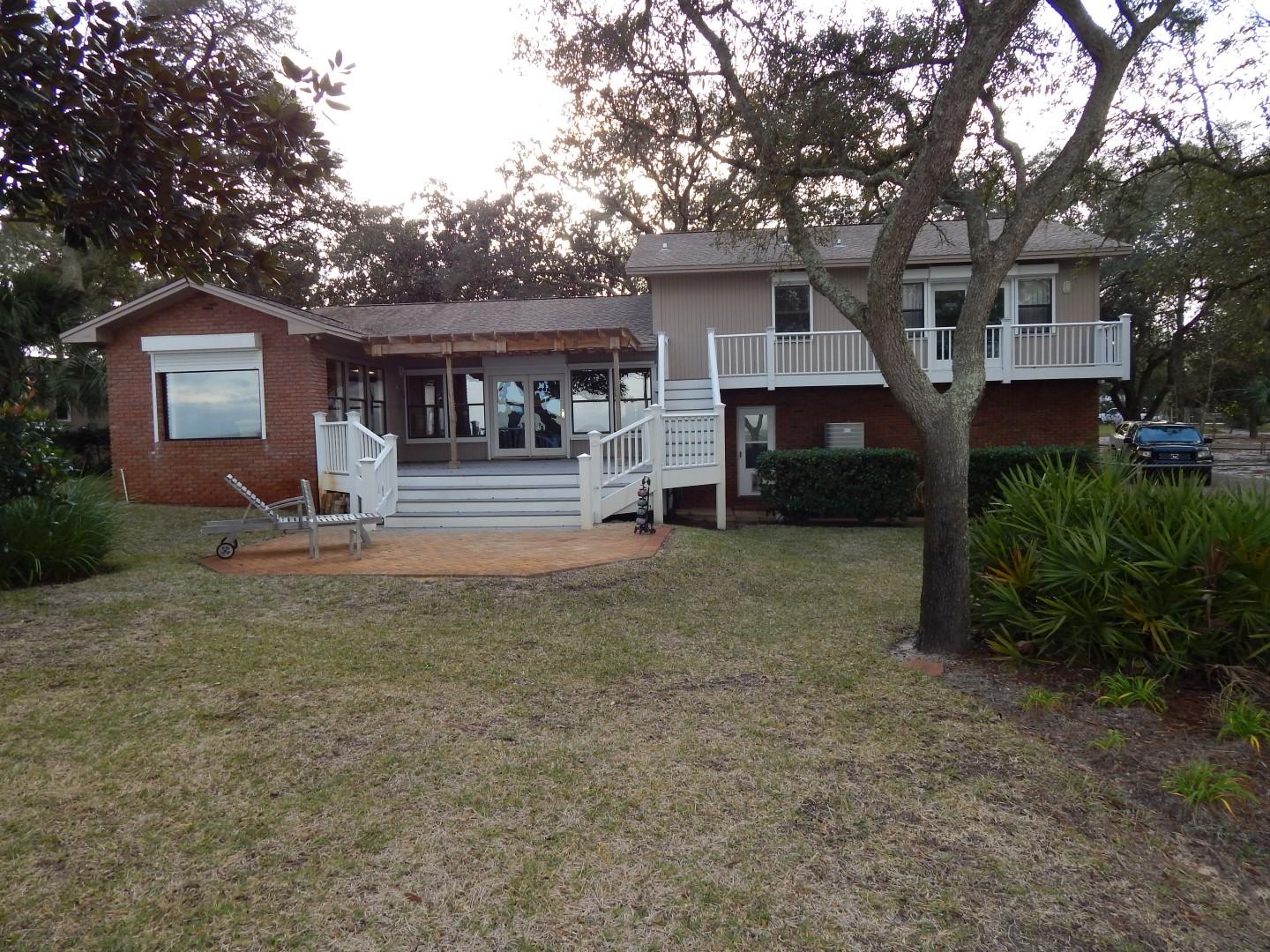 ELLIOTTS POINT 7TH ADDN - Residential