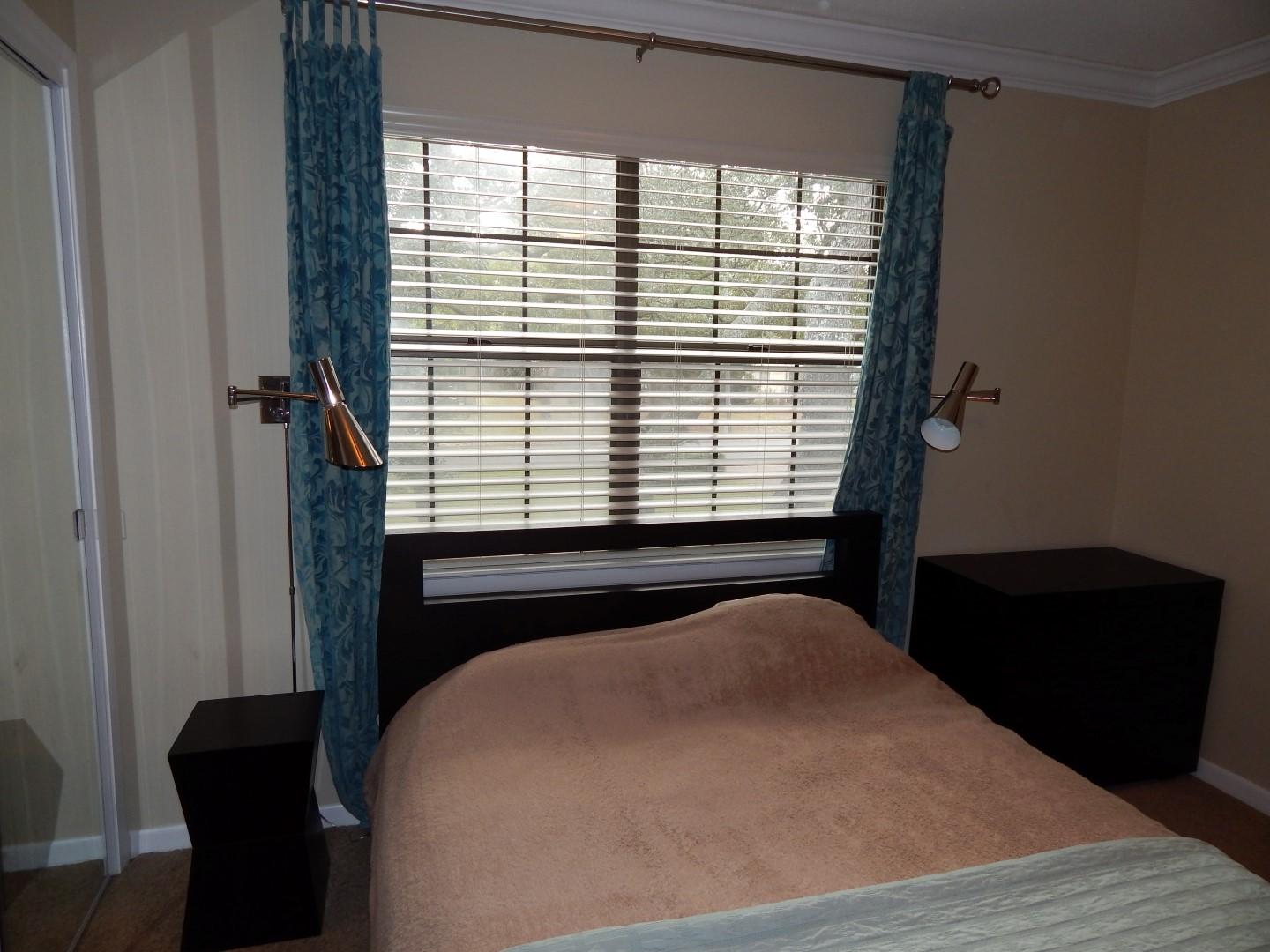 ELLIOTTS POINT 7TH ADDN - Residential