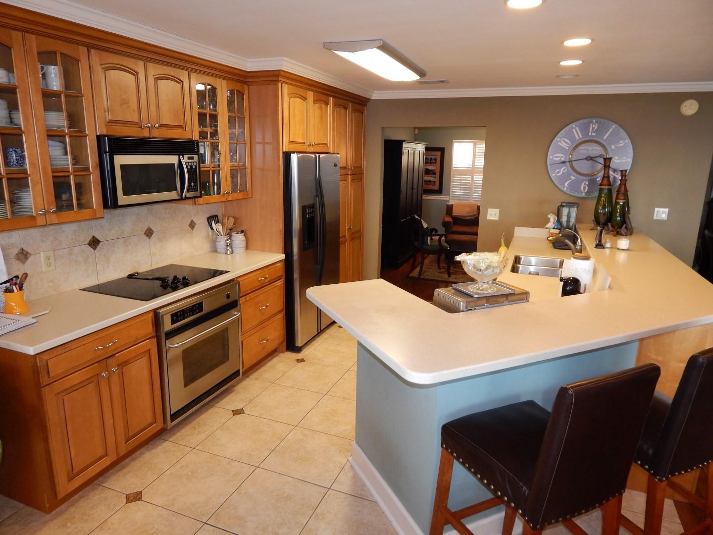 ELLIOTTS POINT 7TH ADDN - Residential