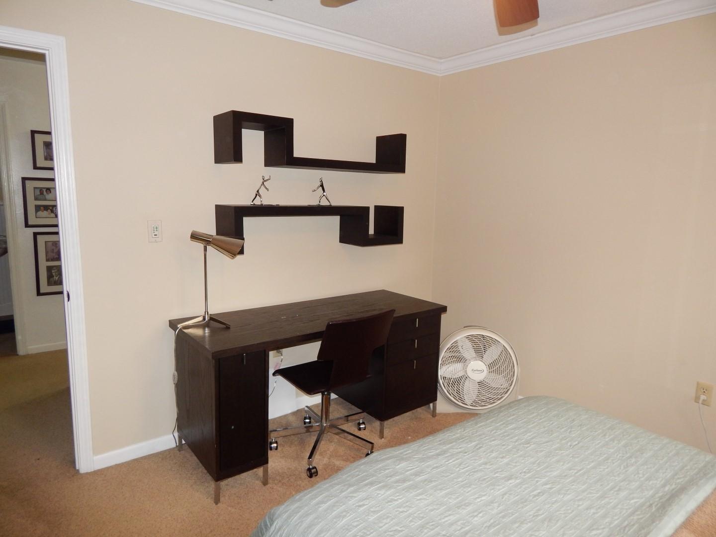 ELLIOTTS POINT 7TH ADDN - Residential