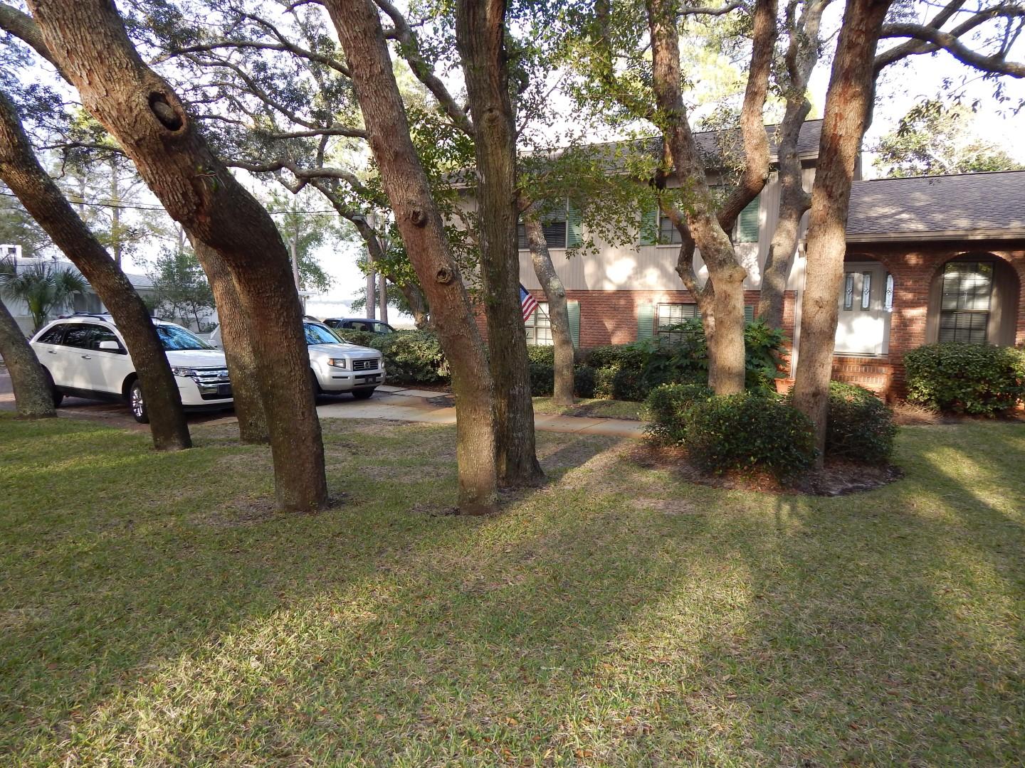 ELLIOTTS POINT 7TH ADDN - Residential