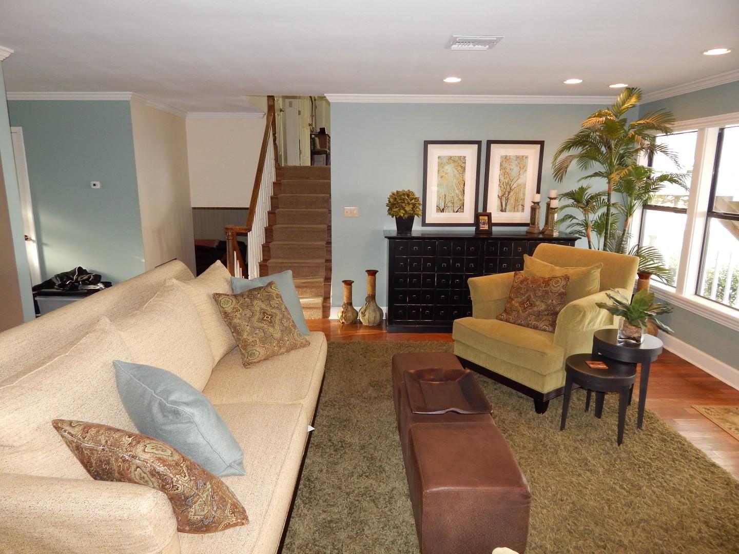 ELLIOTTS POINT 7TH ADDN - Residential