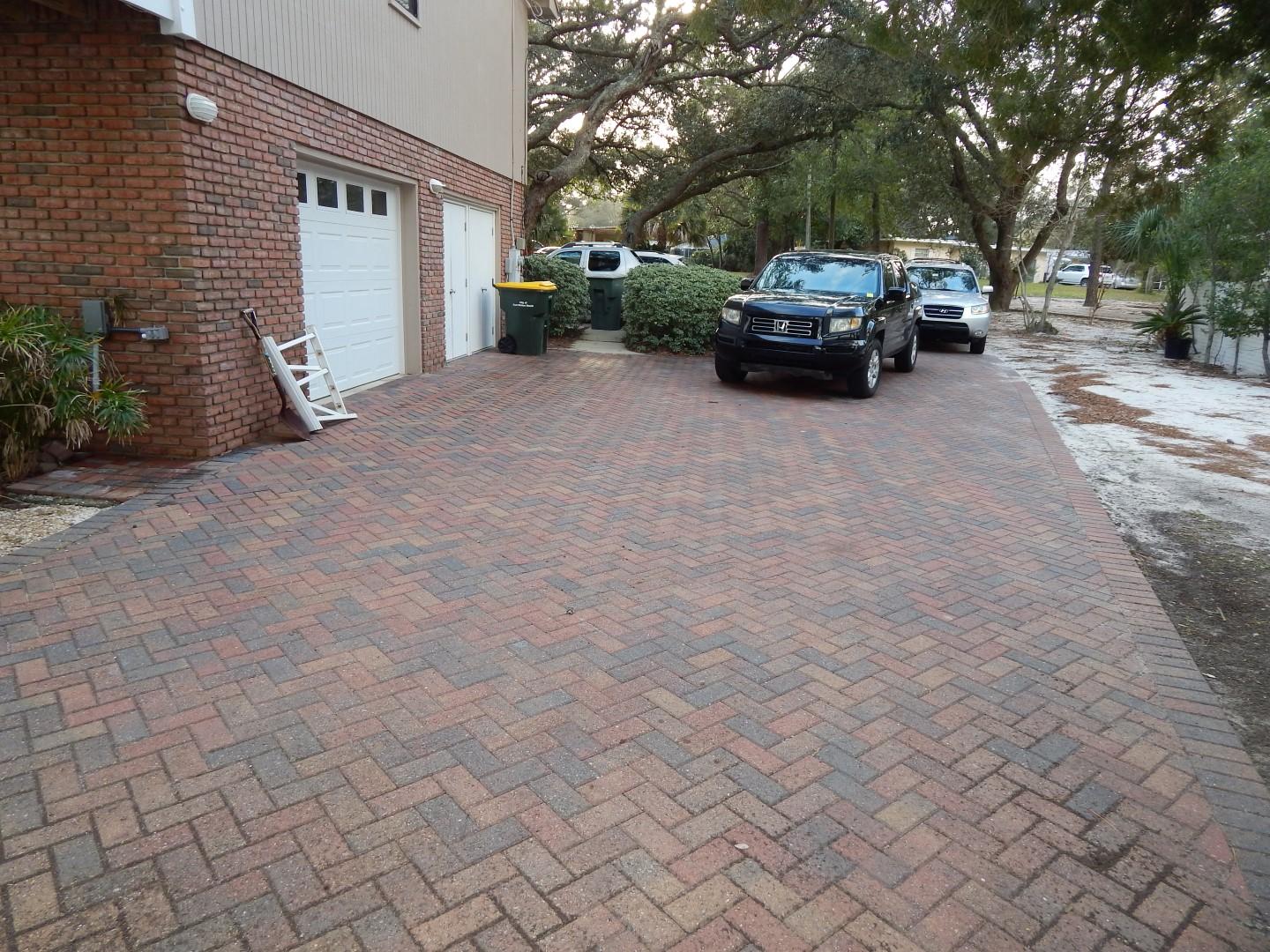 ELLIOTTS POINT 7TH ADDN - Residential