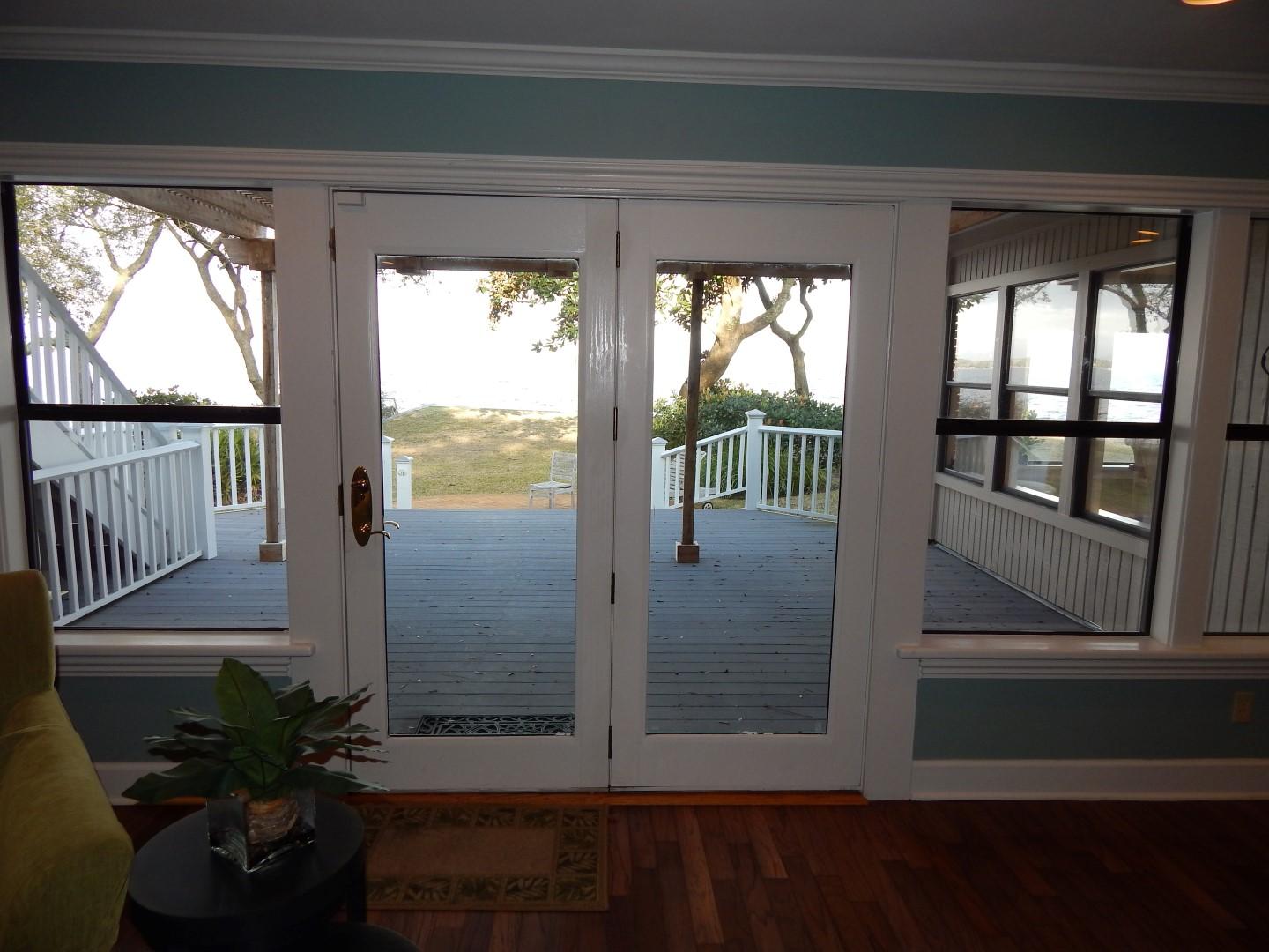 ELLIOTTS POINT 7TH ADDN - Residential