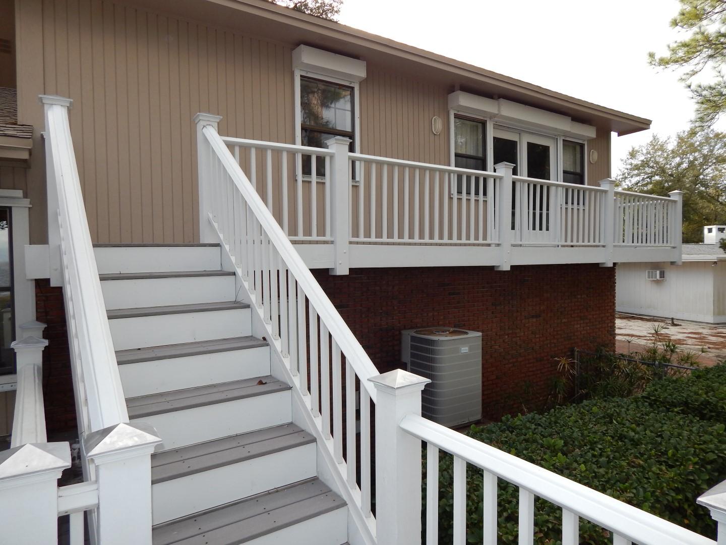 ELLIOTTS POINT 7TH ADDN - Residential