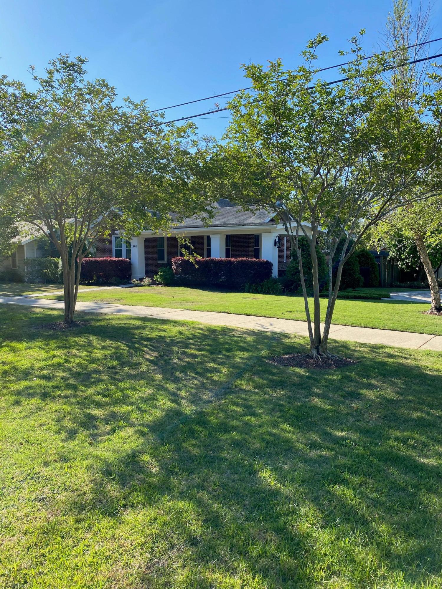 EAST HILL - Residential