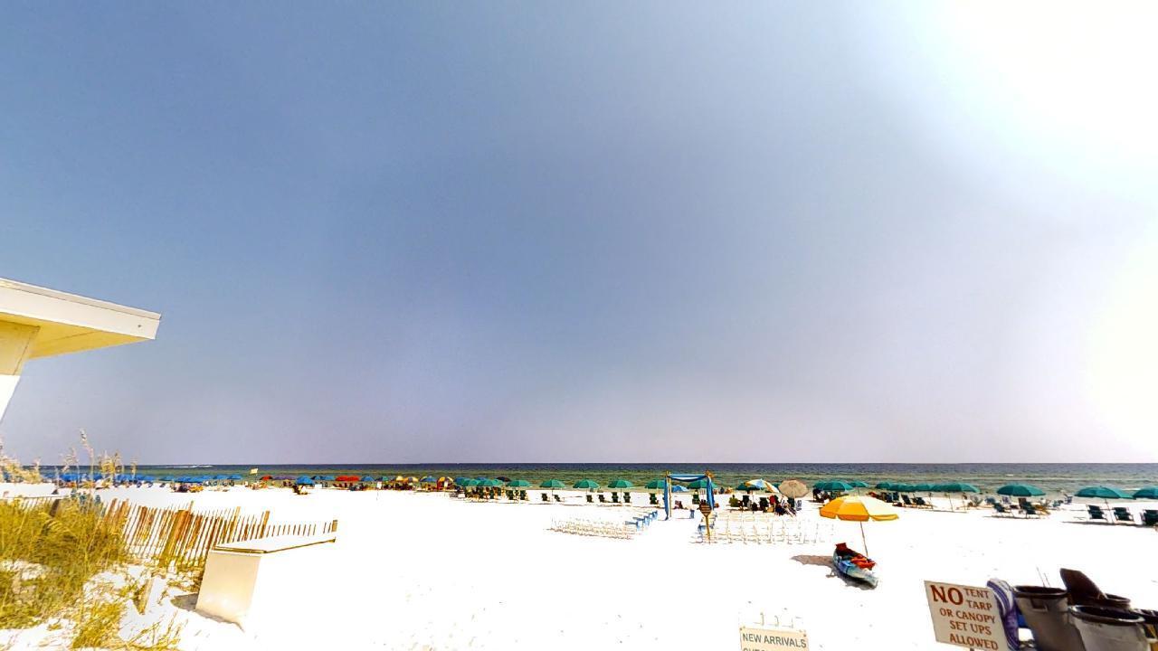 JADE EAST TOWERS CONDO - Residential