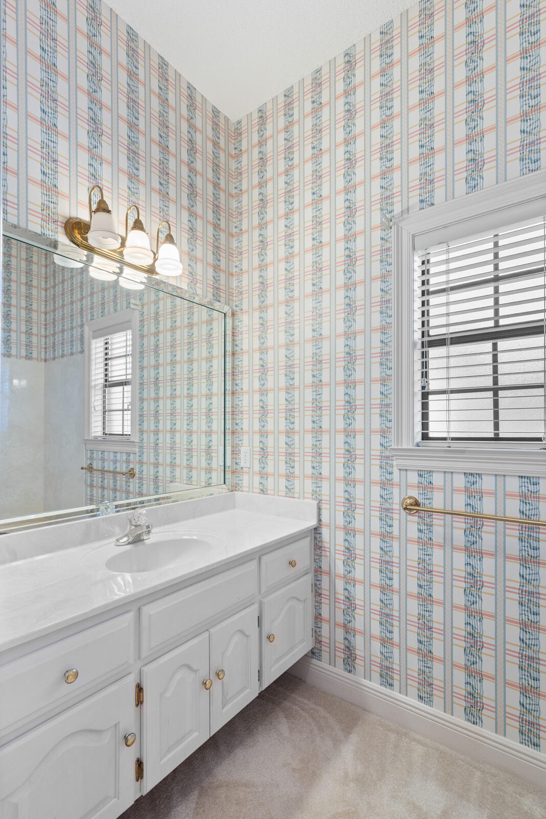 LE CHATEAU - Residential
