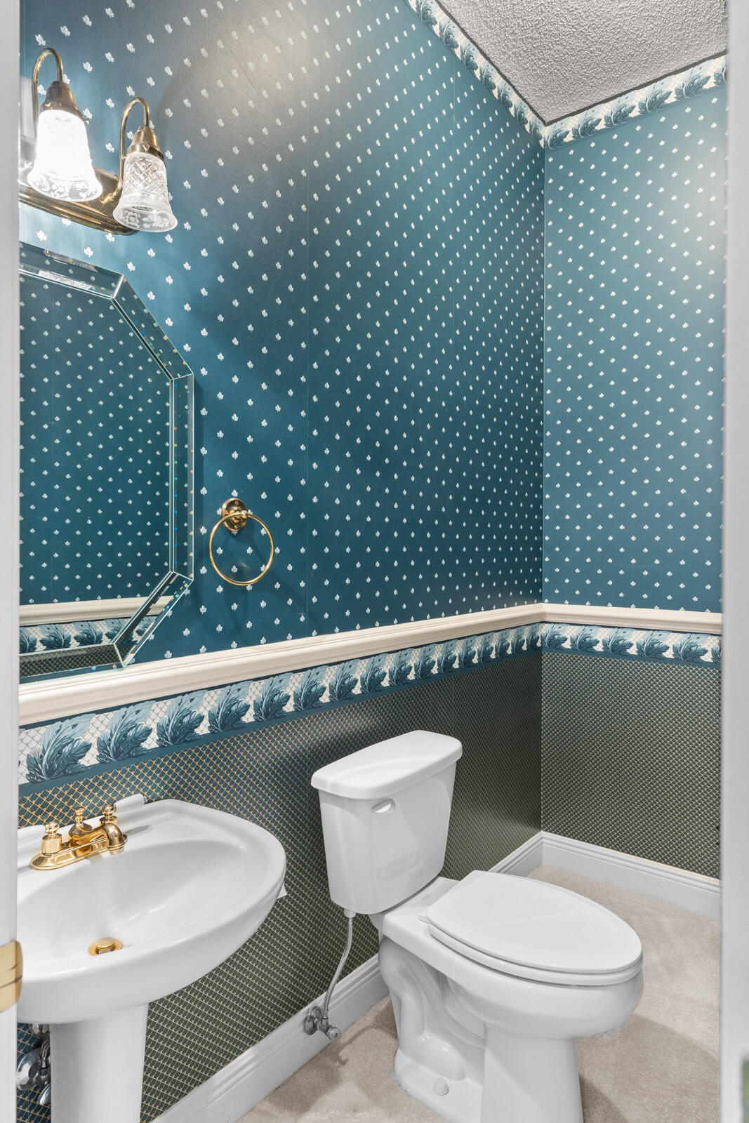 LE CHATEAU - Residential