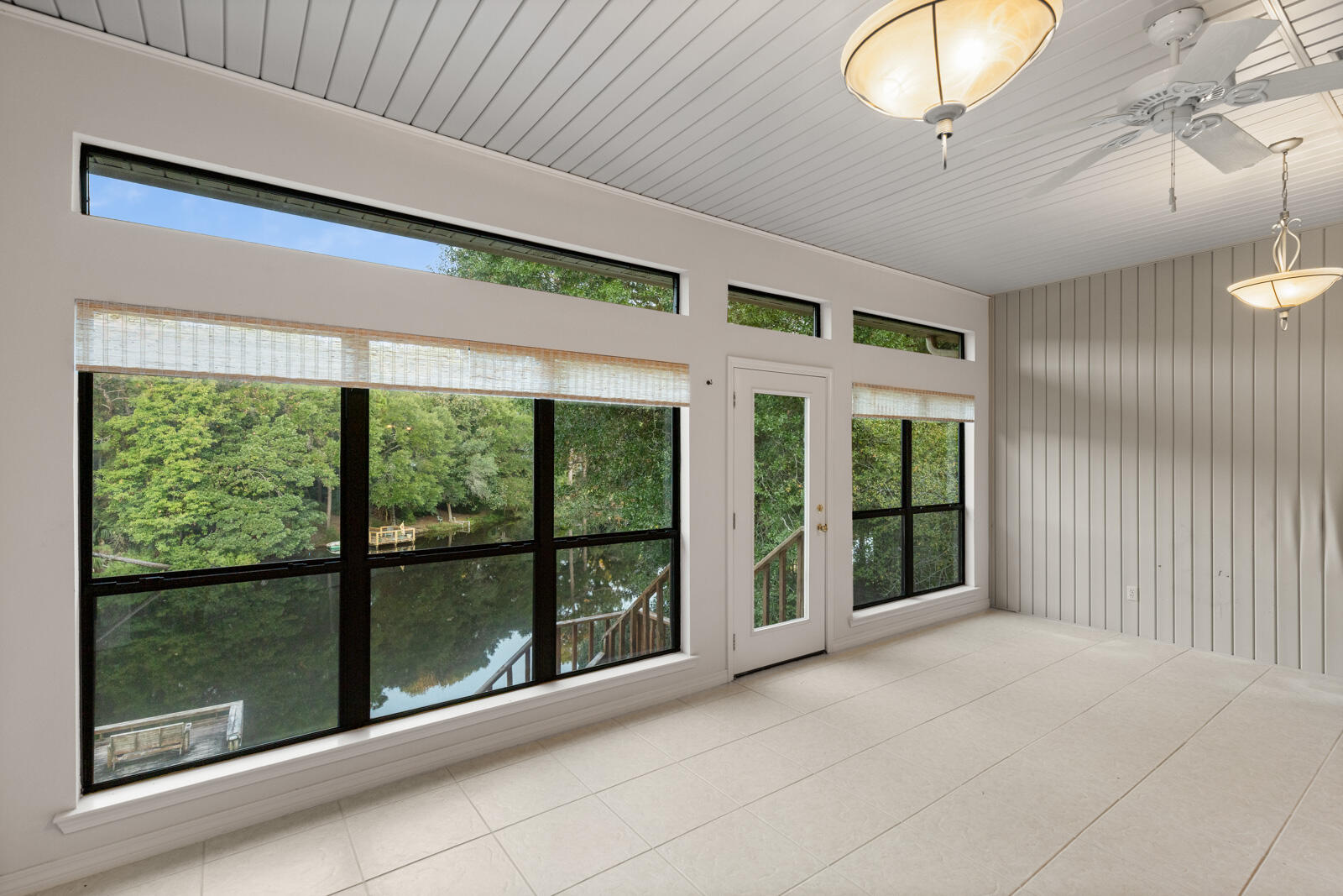 LE CHATEAU - Residential