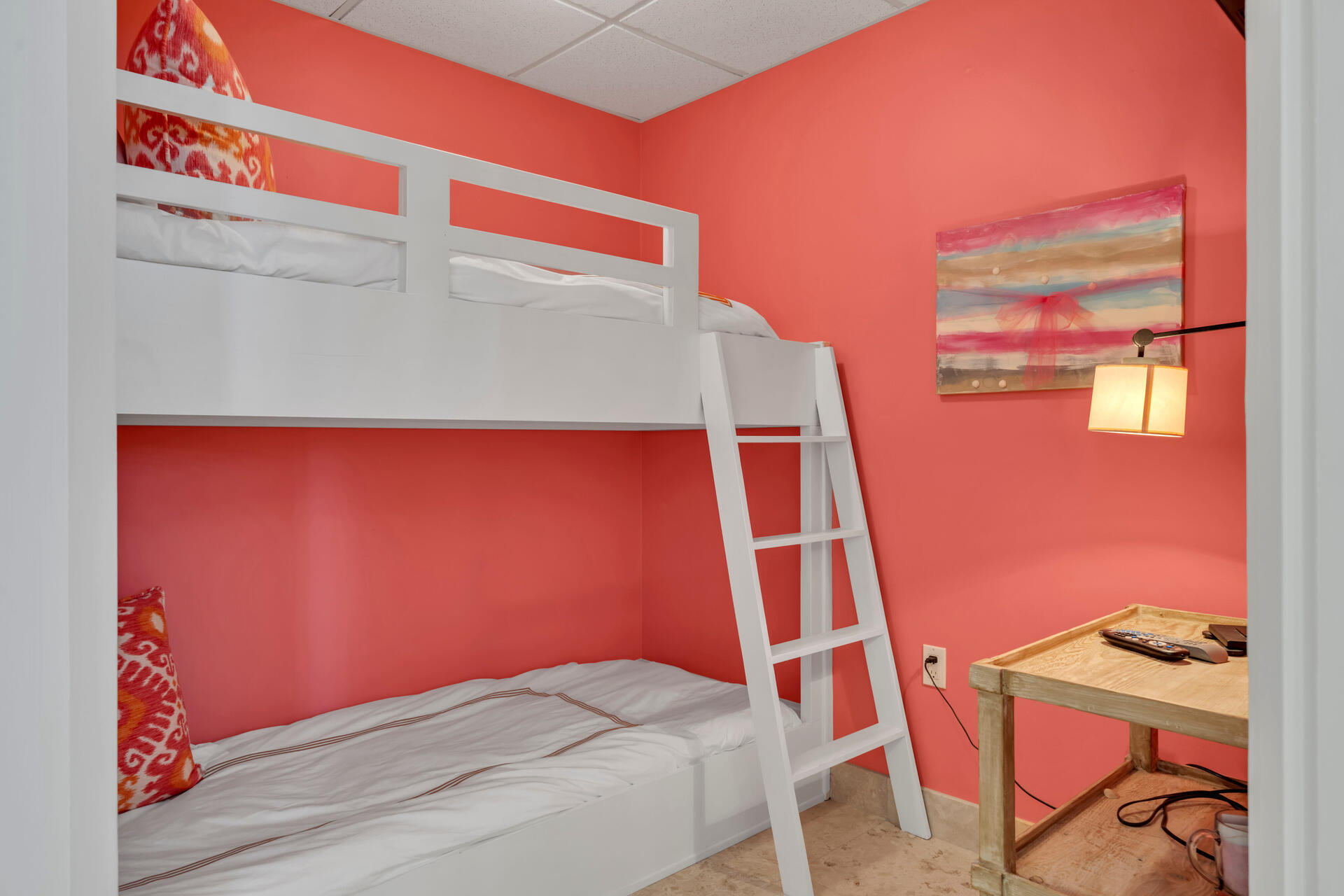 REGENCY TOWERS - Residential