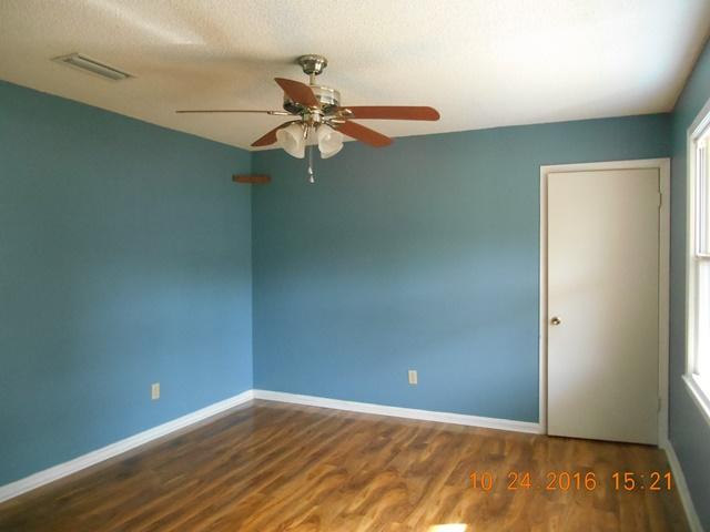 ELLIOTTS POINT 10TH ADDN - Residential