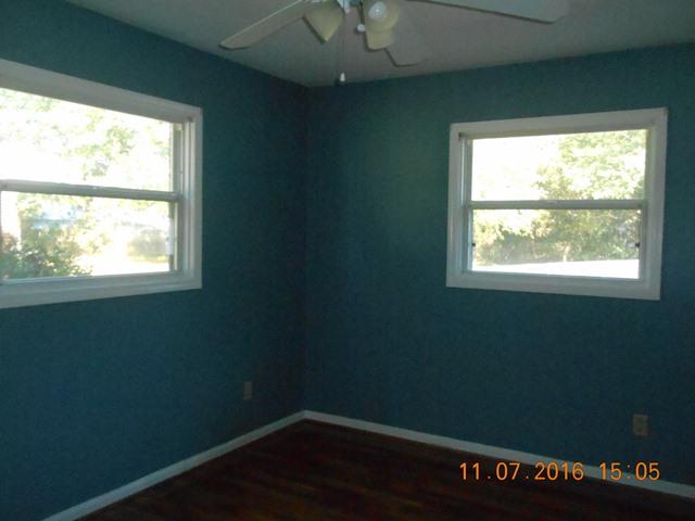 ELLIOTTS POINT 10TH ADDN - Residential