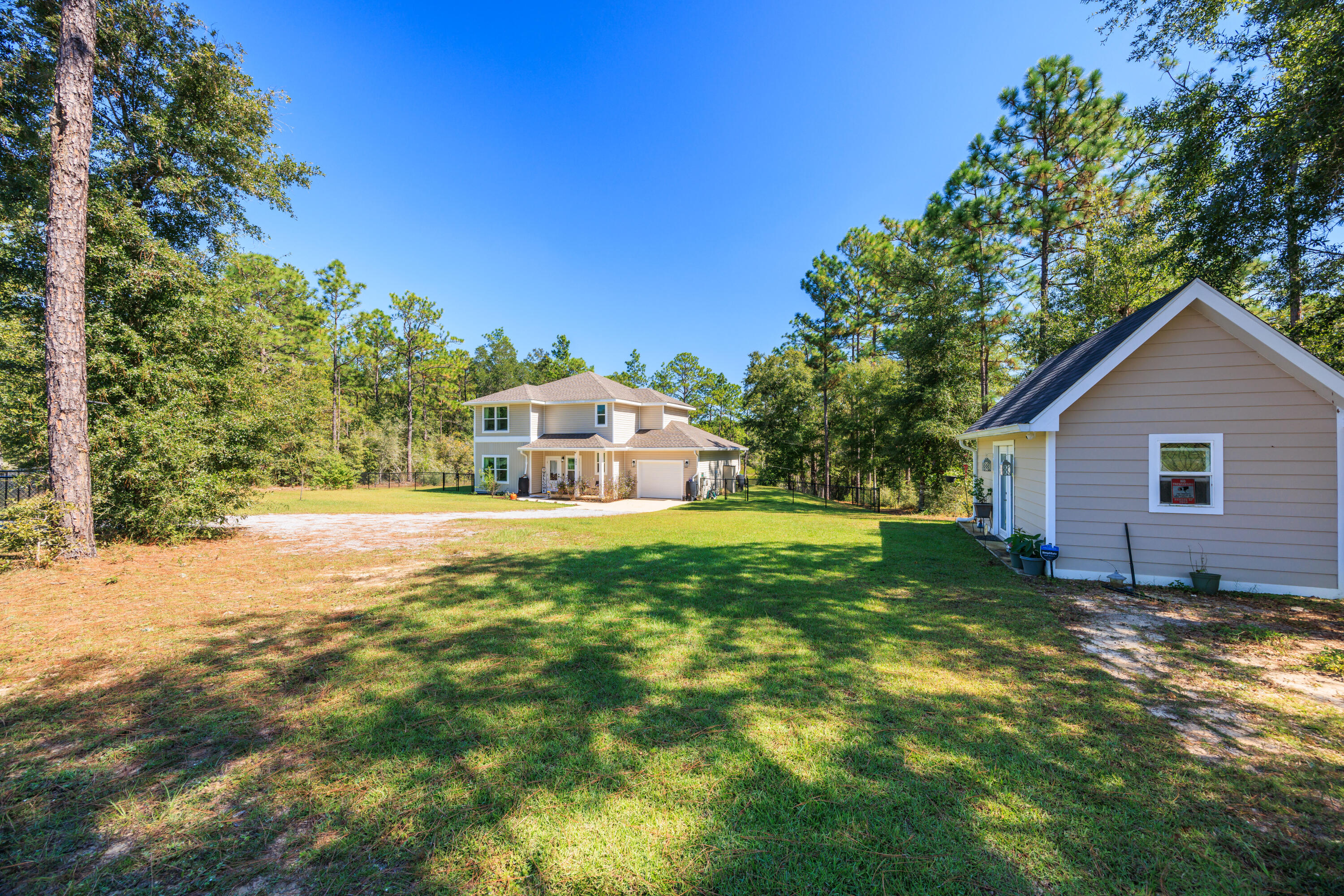 QUAIL RIDGE ESTATES LAKES - Residential