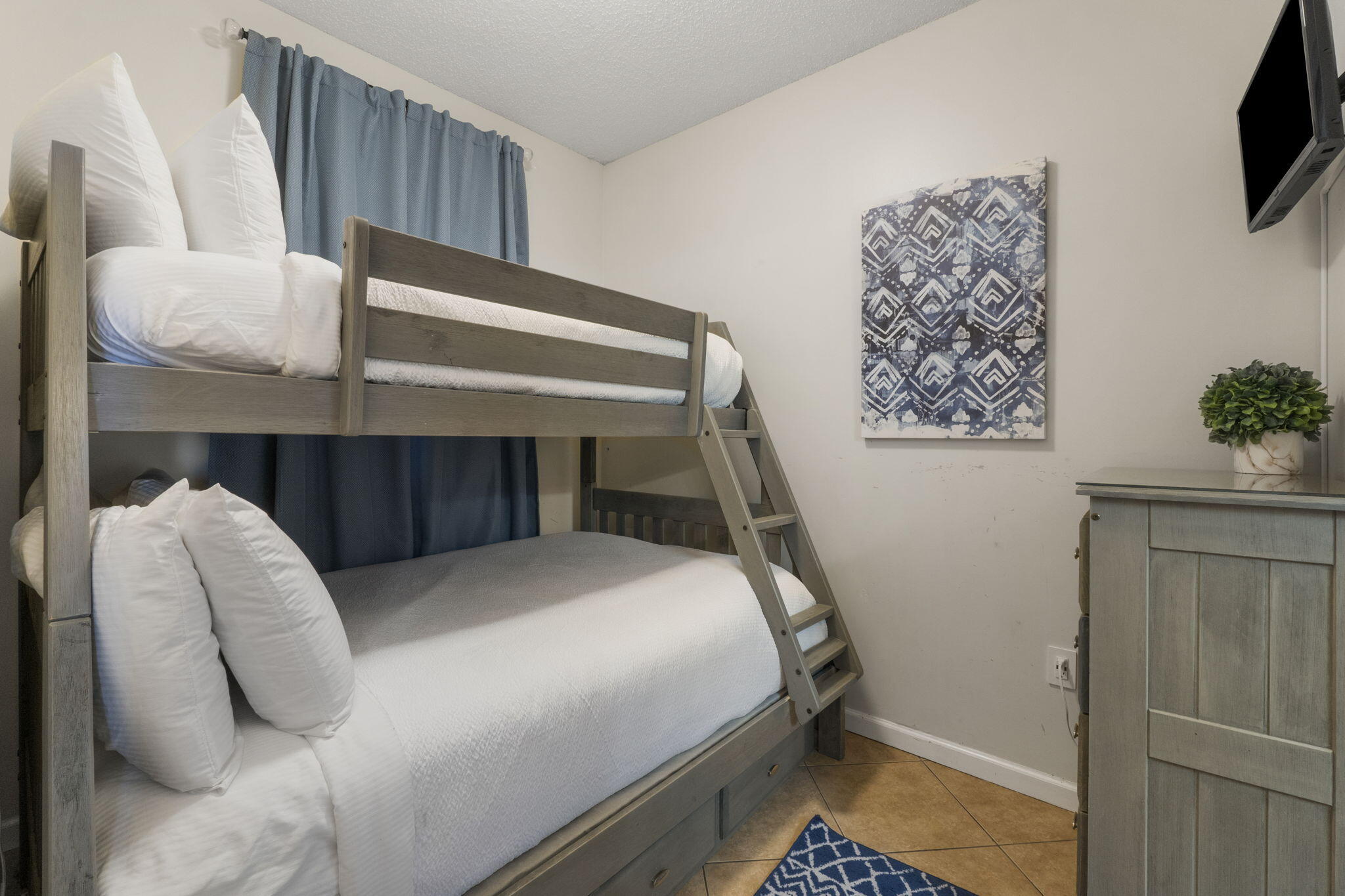 STERLING SANDS CONDO - Residential