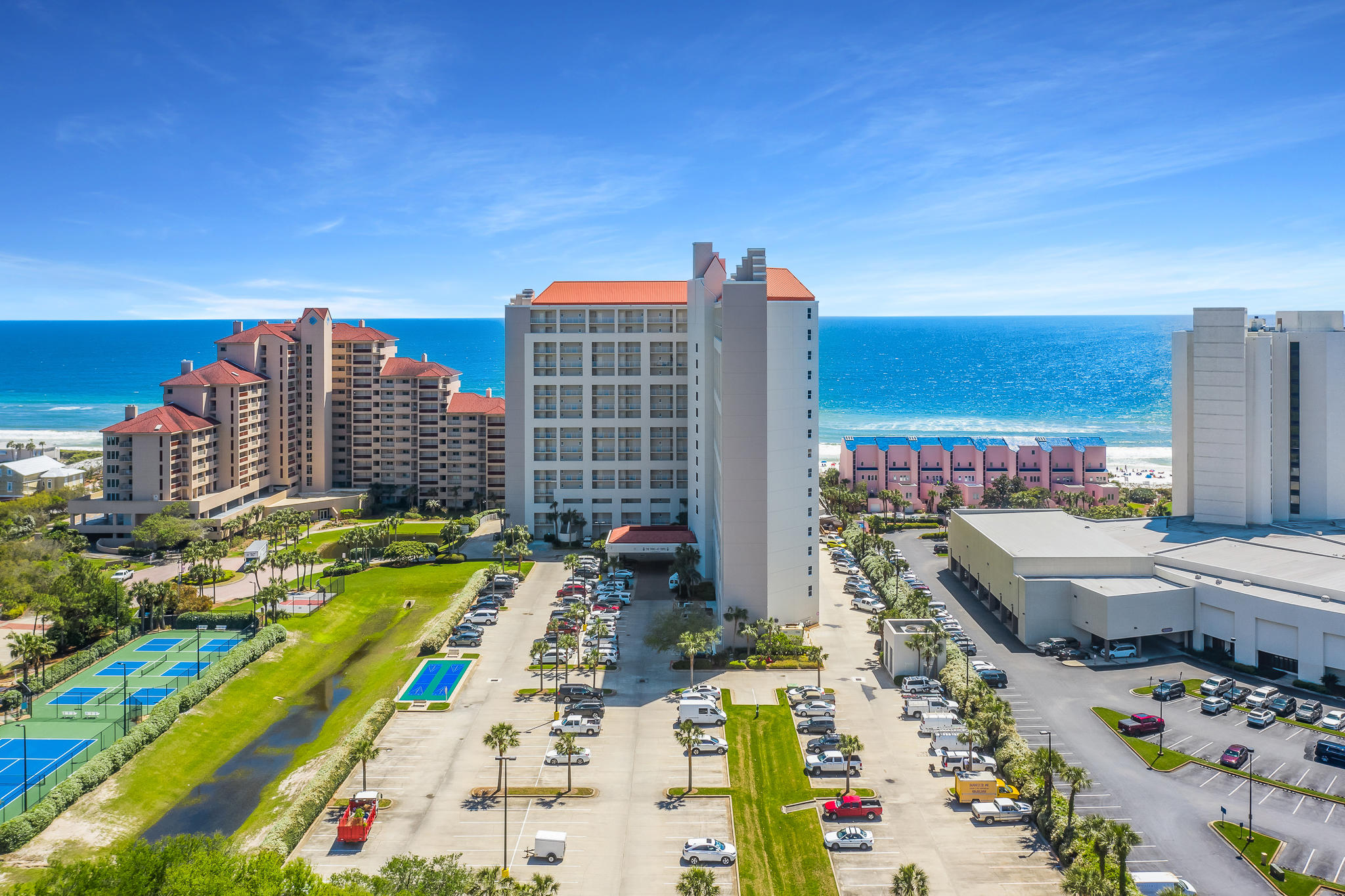 TIDES AT TOPS'L - Residential