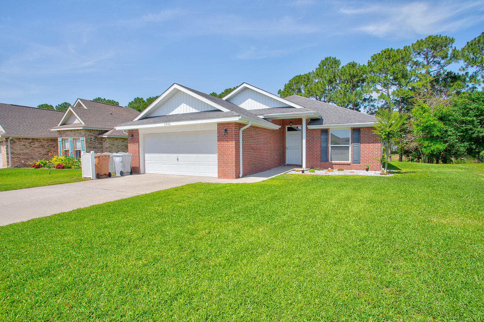 SHADOW LAKES - Residential