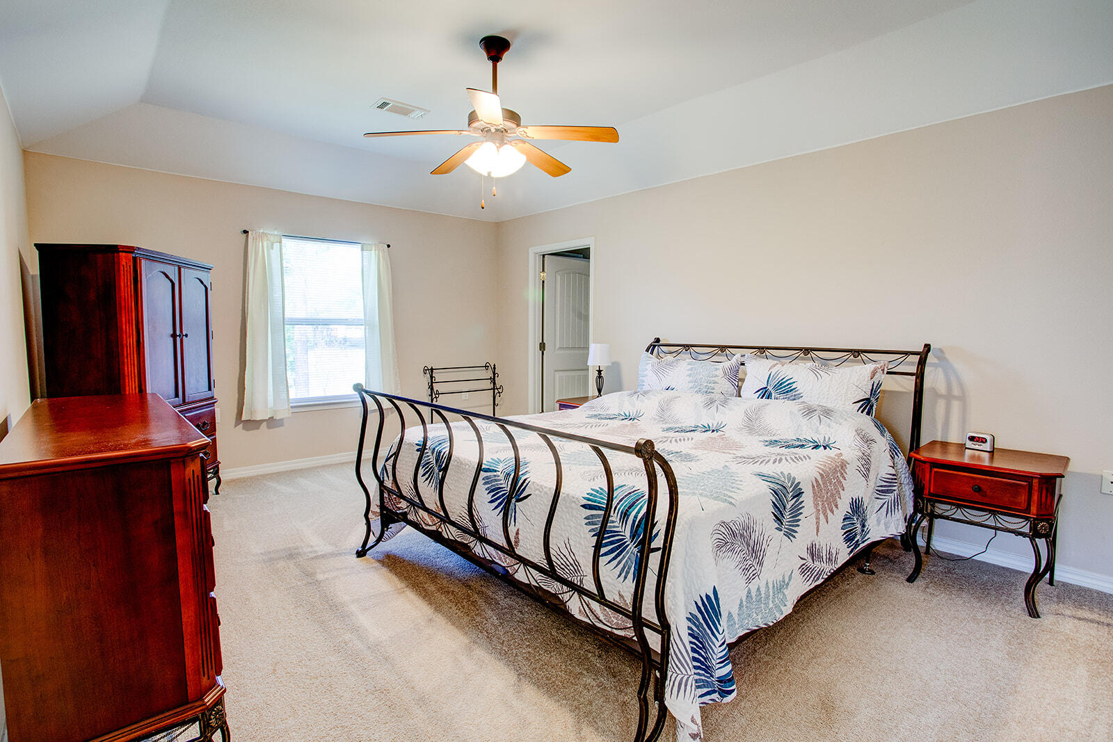 SHADOW LAKES - Residential
