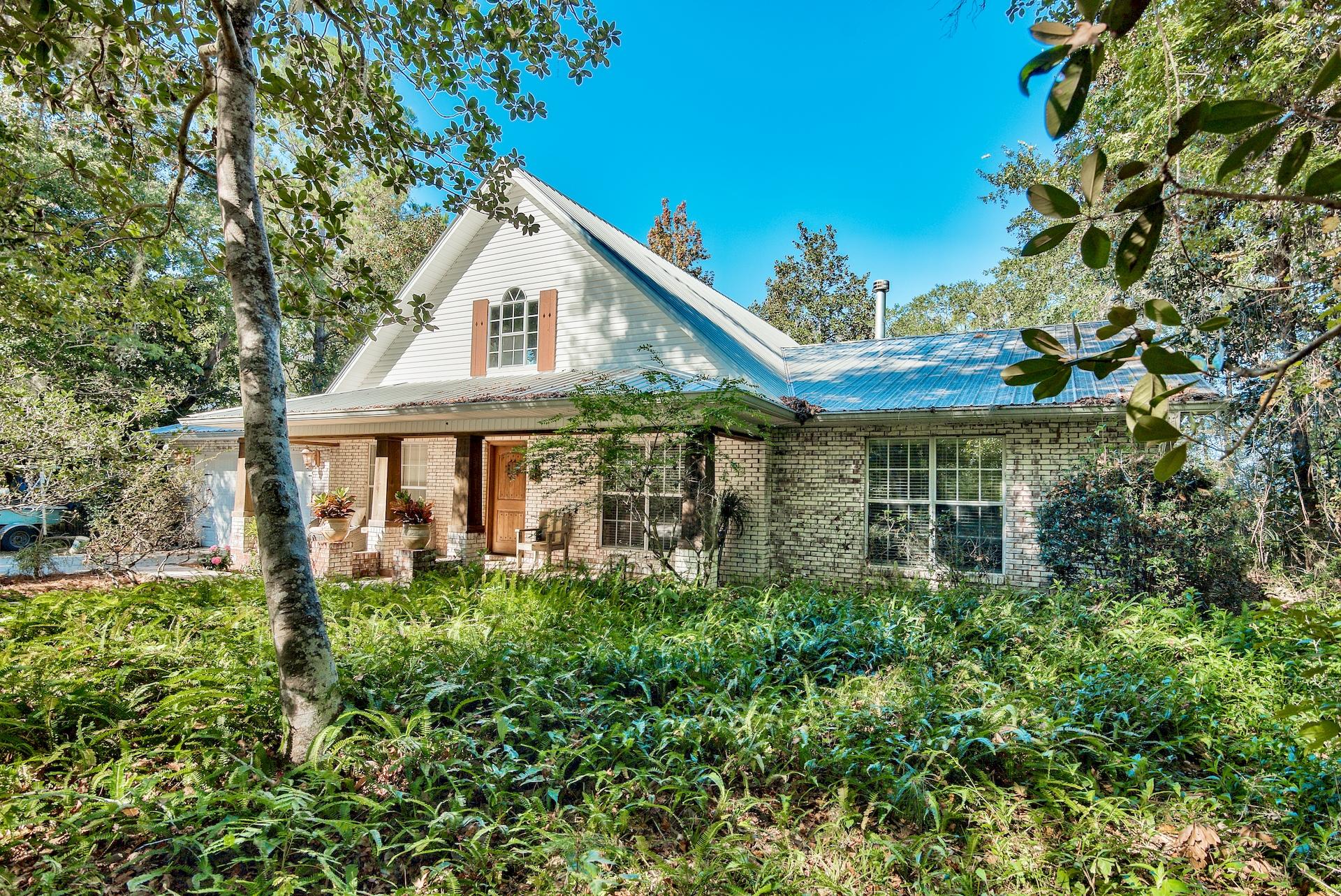 MAGNOLIA BEACH - Residential