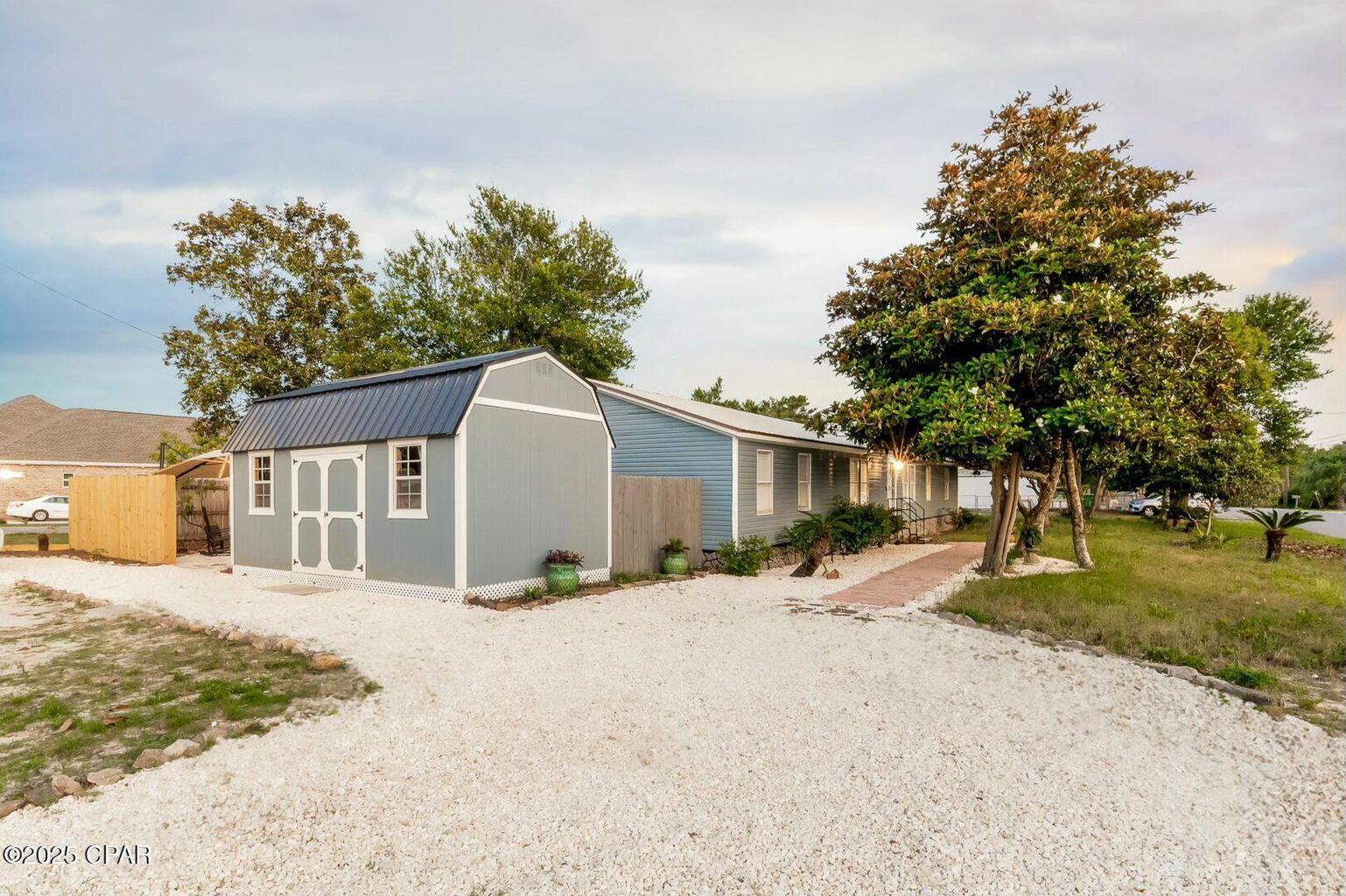 NO RECORDED SUBDIVISION - Residential