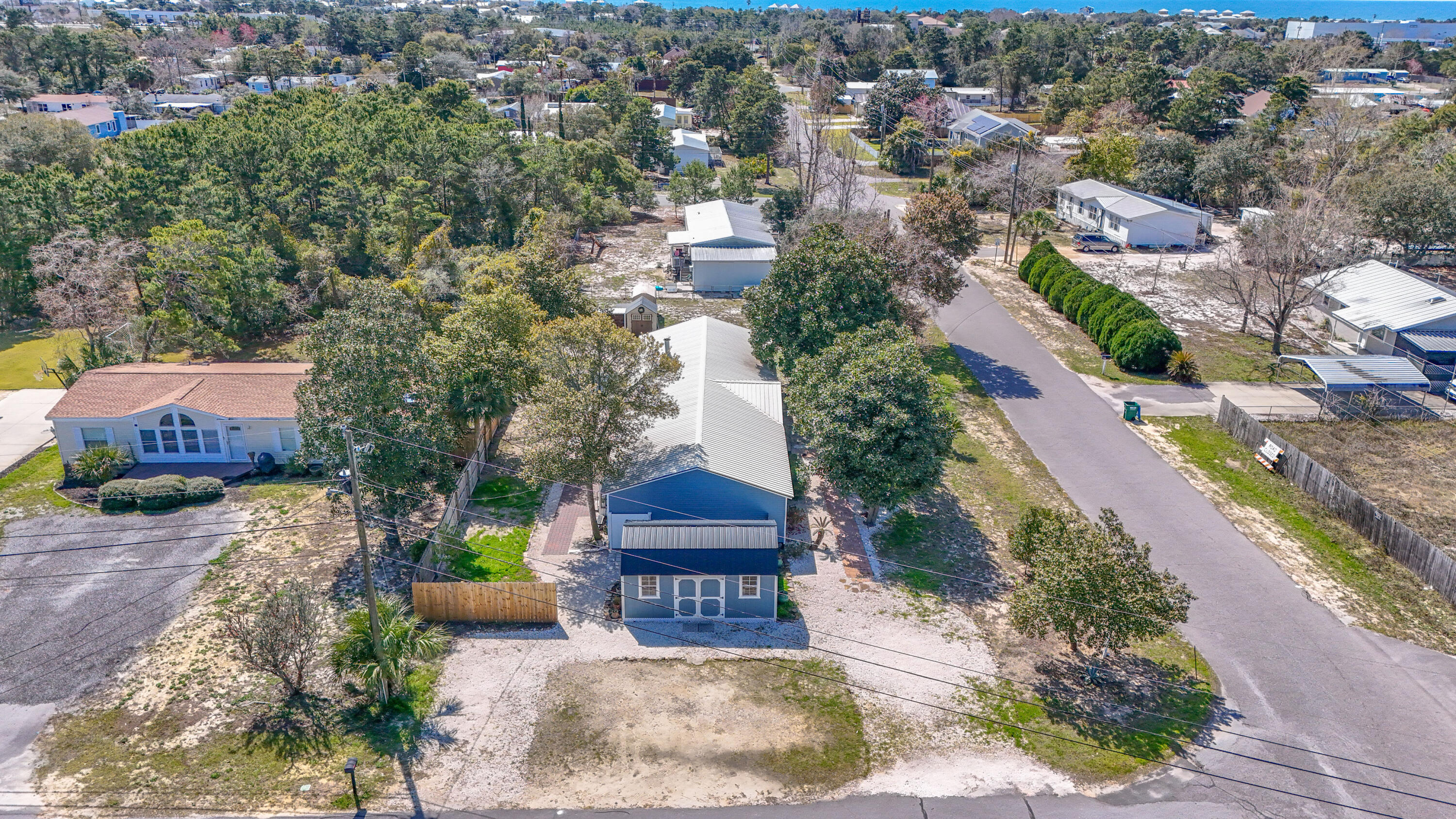 NO RECORDED SUBDIVISION - Residential