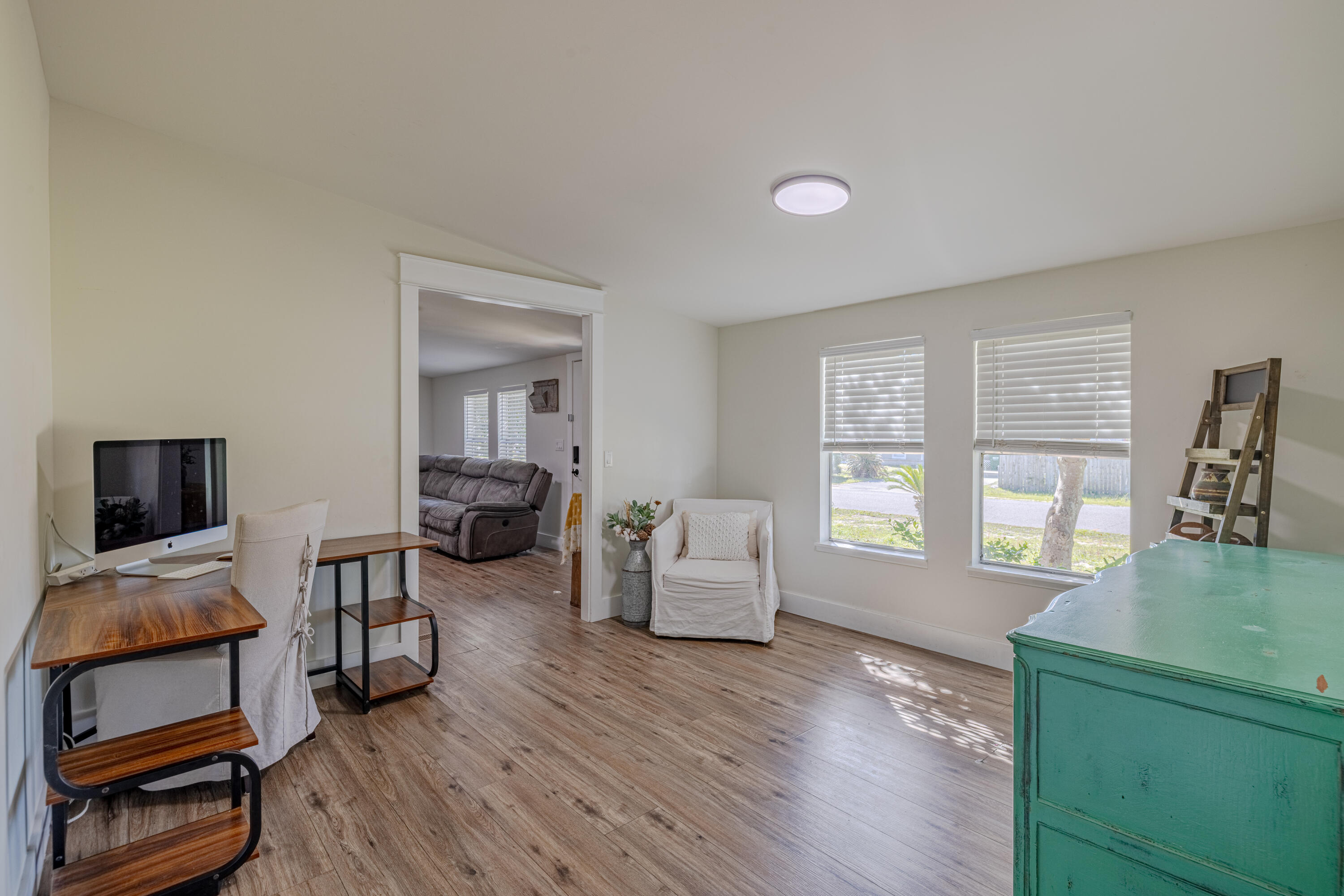 NO RECORDED SUBDIVISION - Residential