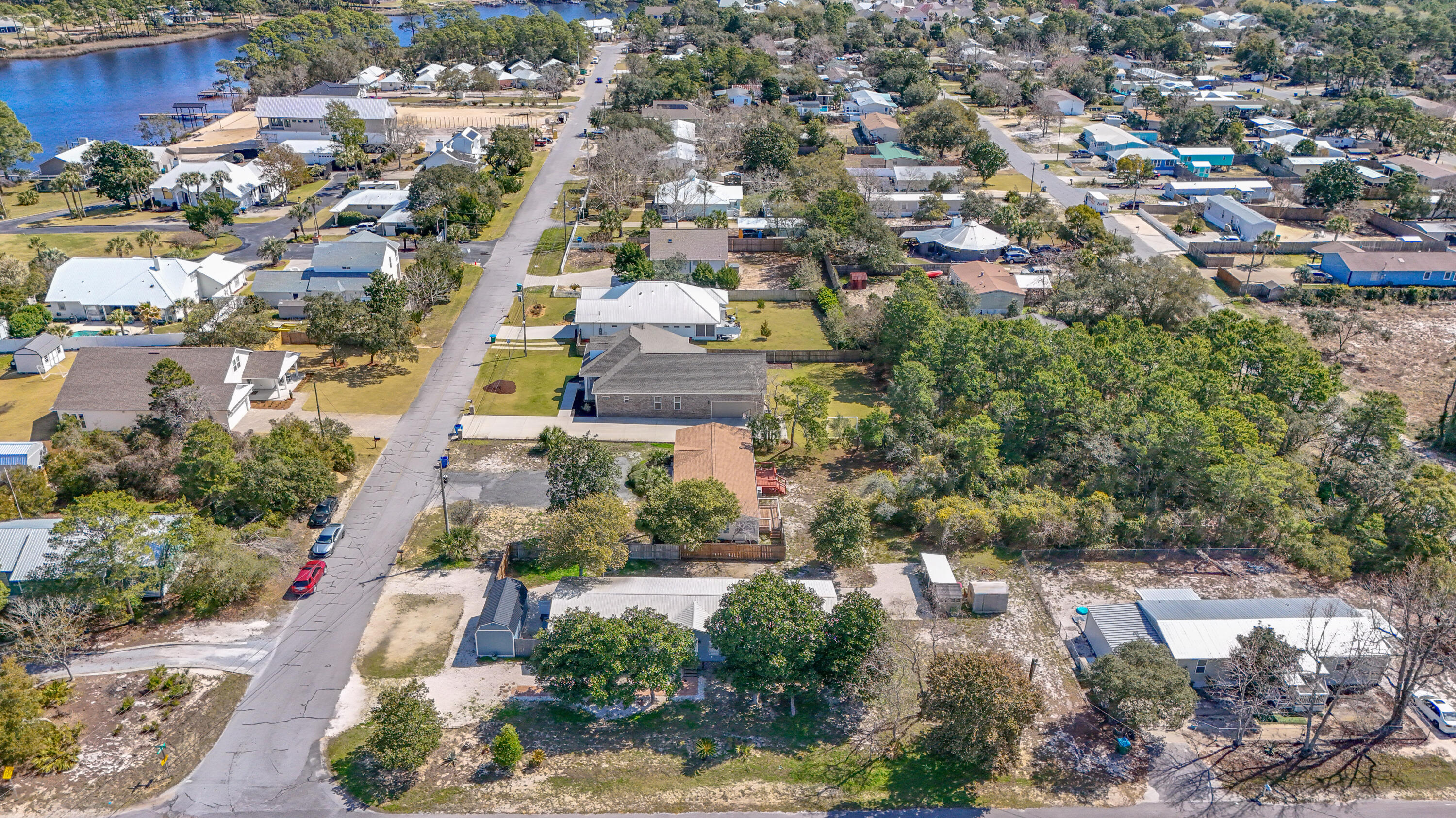 NO RECORDED SUBDIVISION - Residential