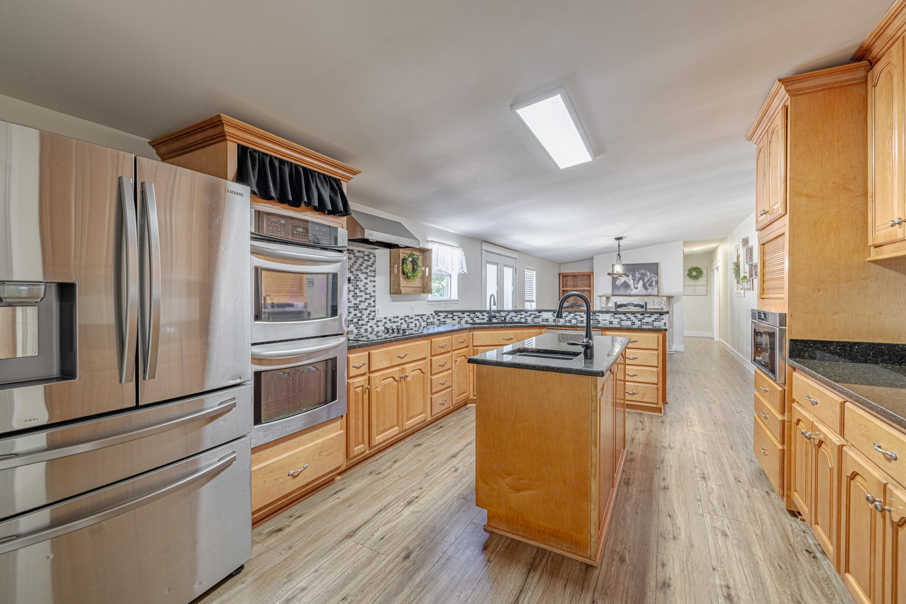 NO RECORDED SUBDIVISION - Residential