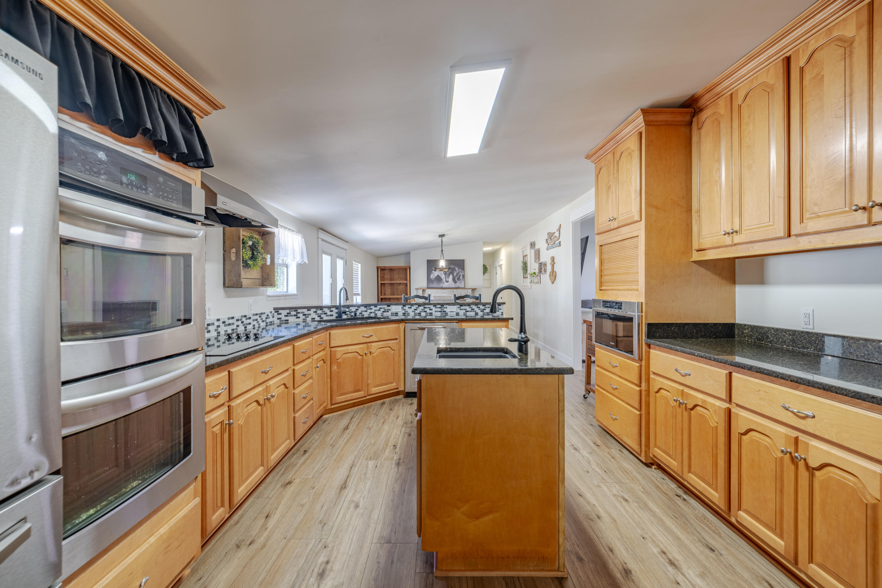 NO RECORDED SUBDIVISION - Residential