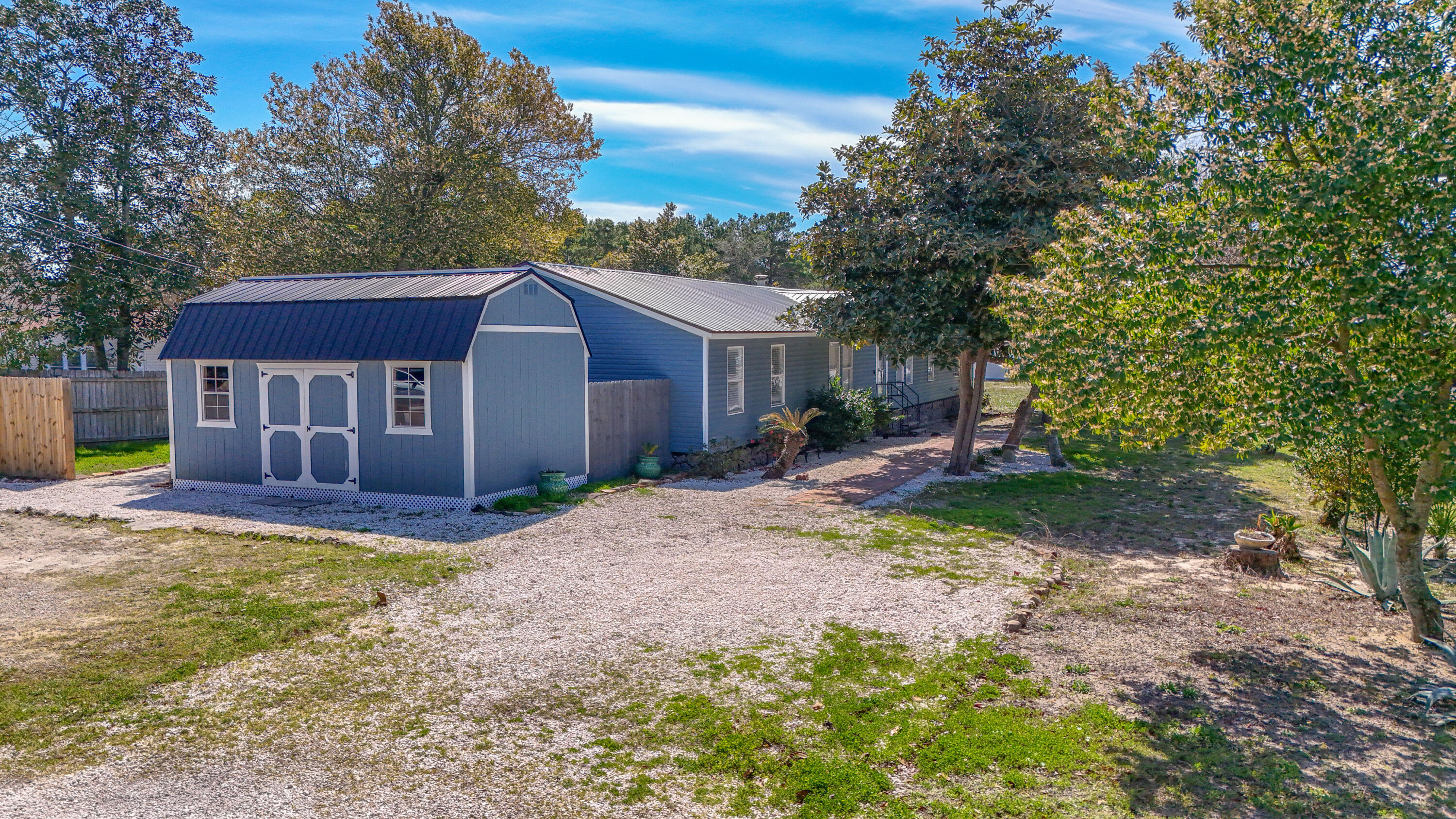 NO RECORDED SUBDIVISION - Residential