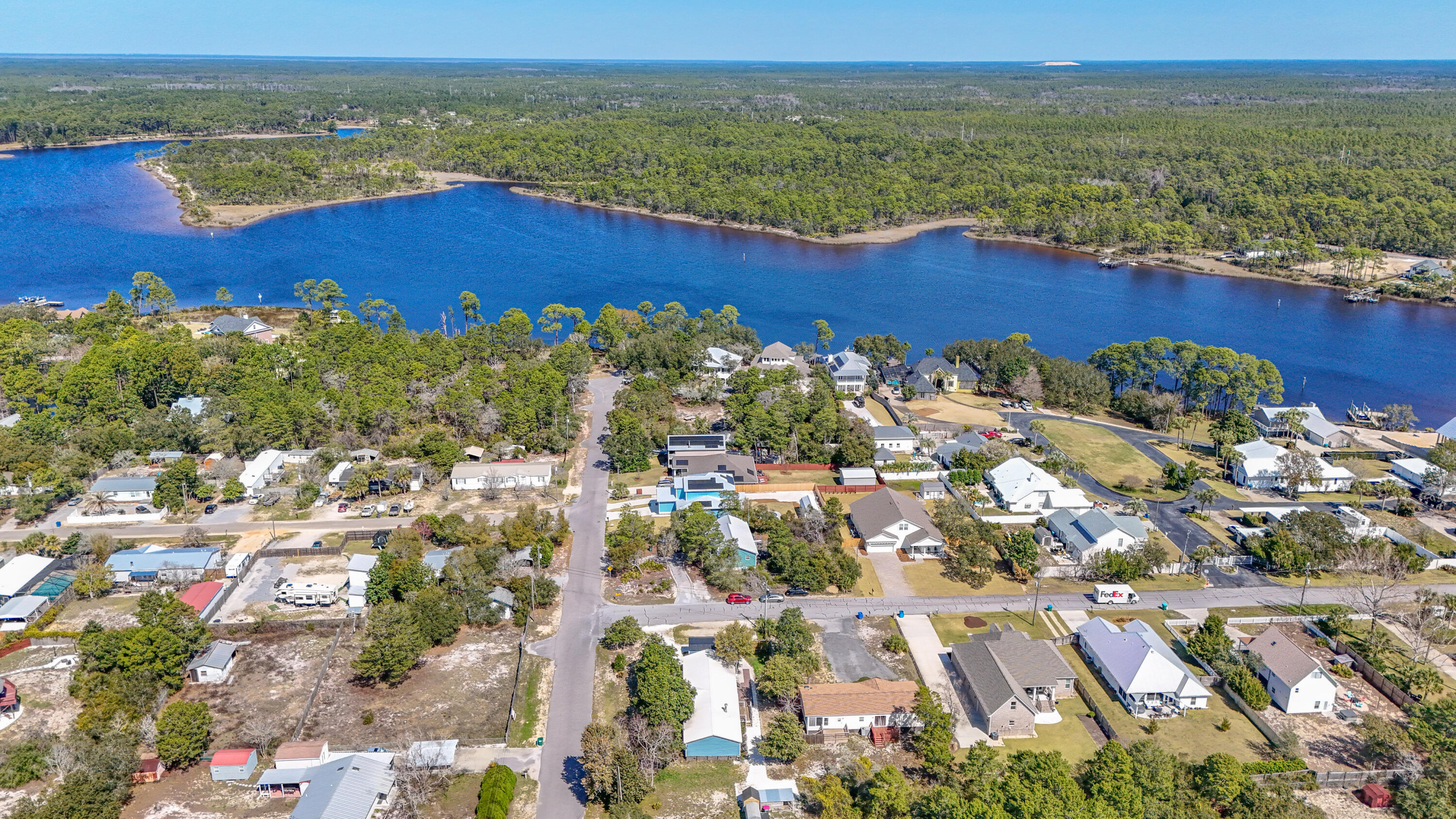 NO RECORDED SUBDIVISION - Residential