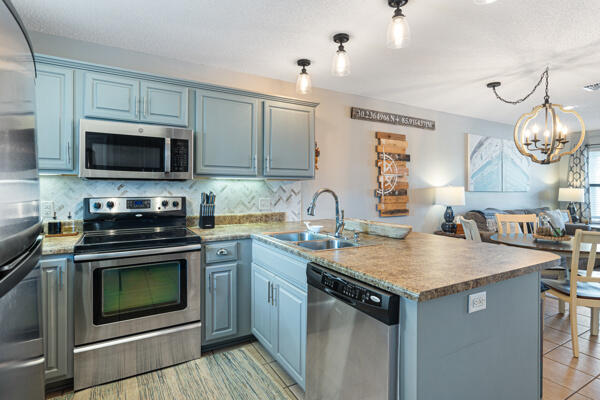 VILLA CHATEAUS - Residential