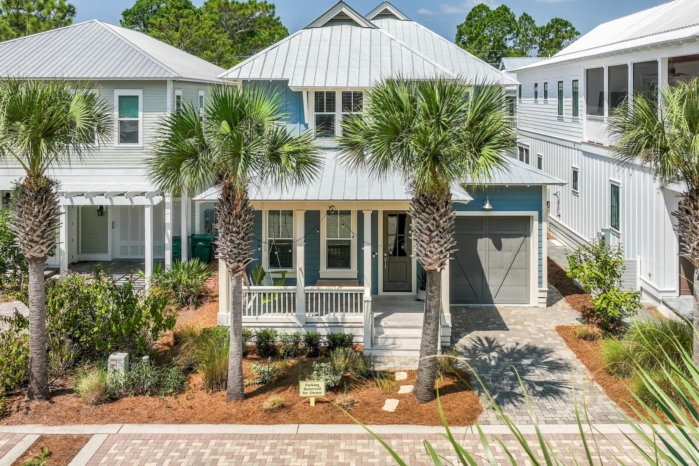 COTTAGES AT EASTERN LAKE - Residential