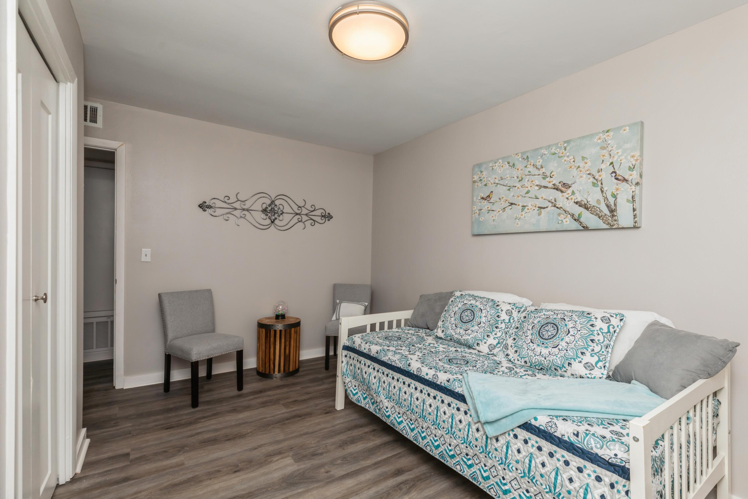 LINCOLN BAYOU PATIO HOMES - Residential